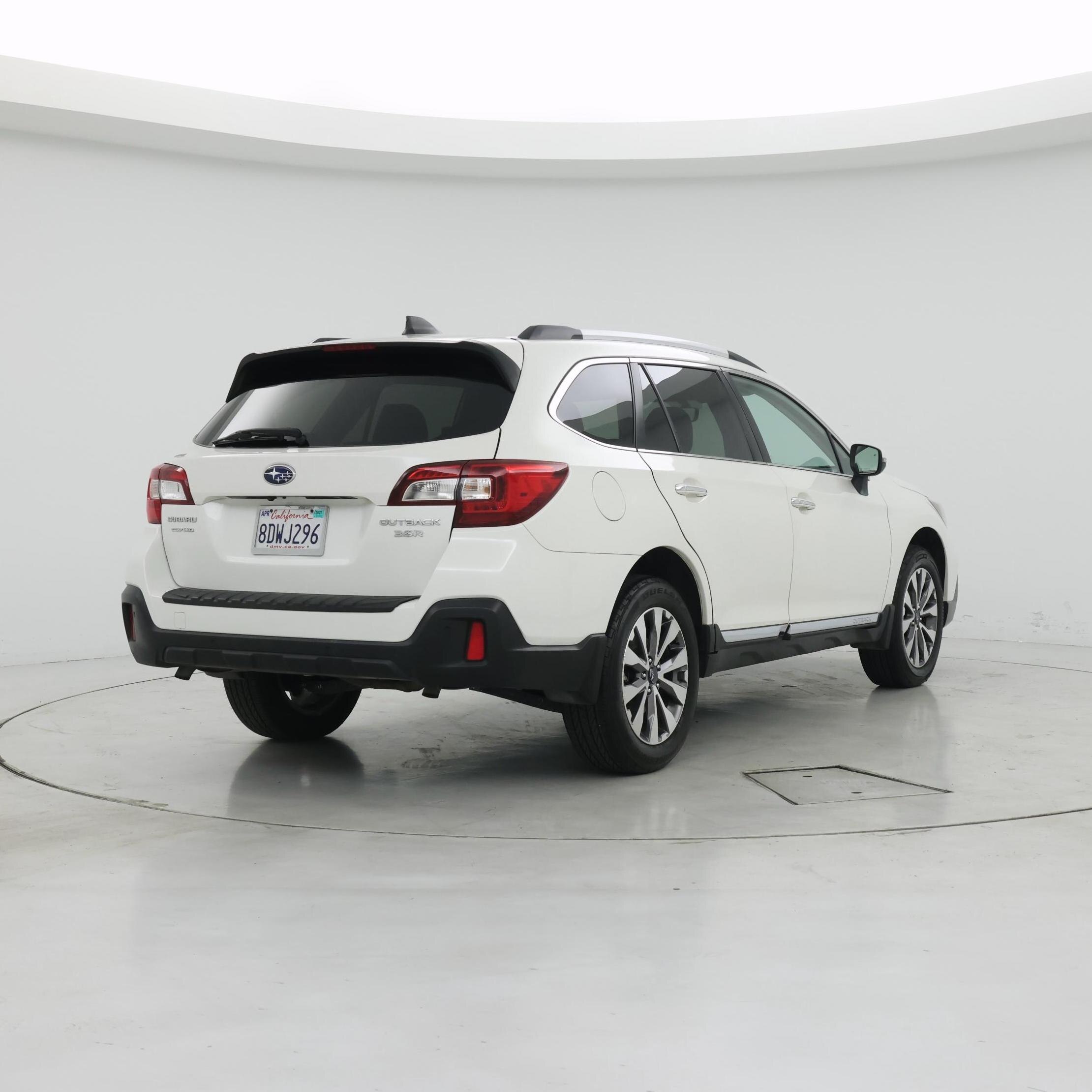 Thumbnail: 2018 Subaru Outback - 8