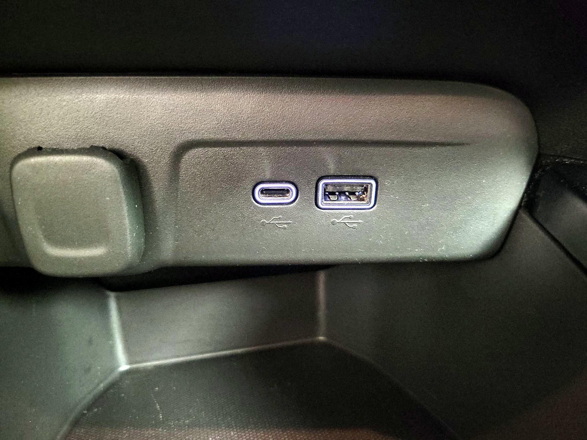 Thumbnail: 2024 Chevrolet Trax - 18