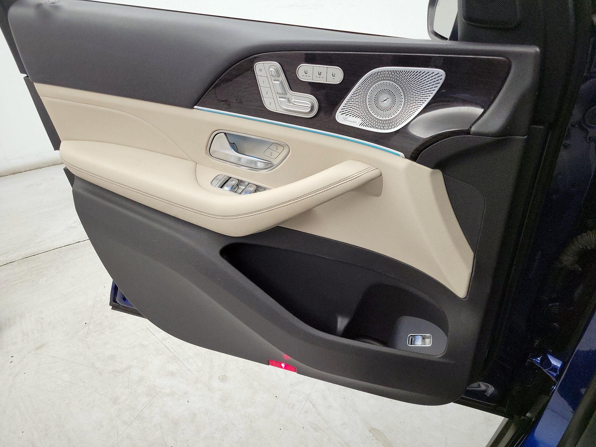 Thumbnail: 2020 Mercedes-Benz GLE - 12