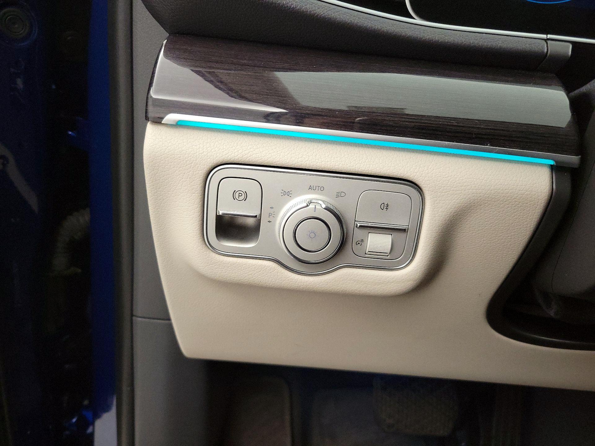 Thumbnail: 2020 Mercedes-Benz GLE - 13