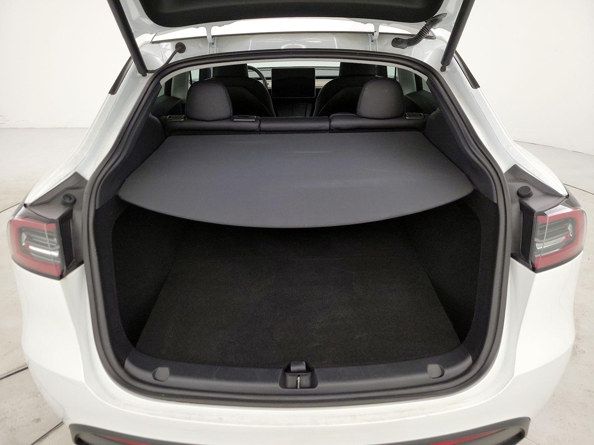 Thumbnail: 2023 Tesla Model Y - 19