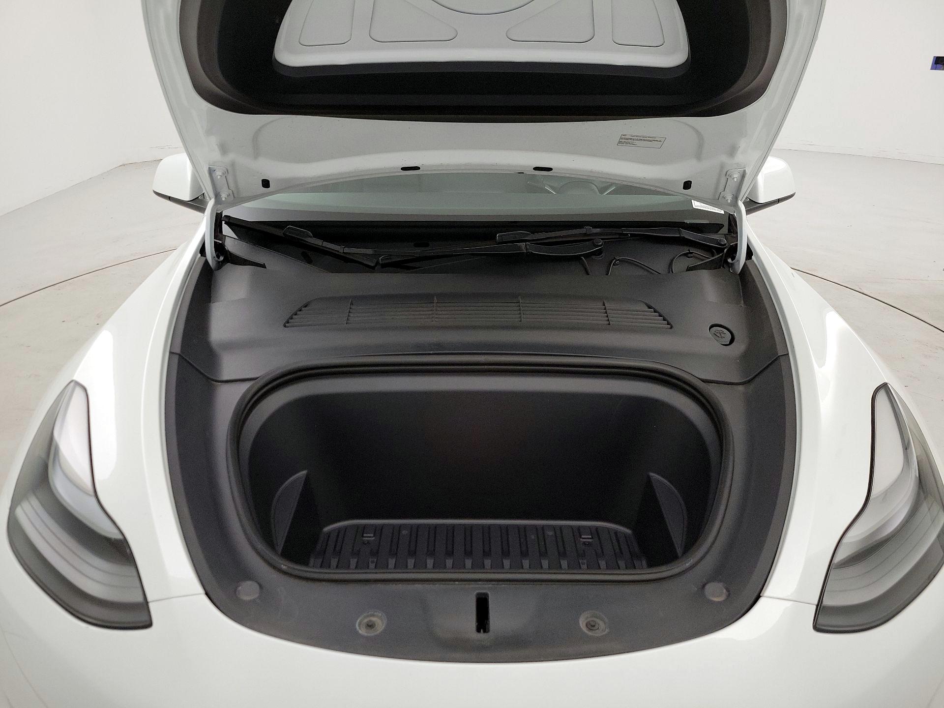 Thumbnail: 2023 Tesla Model Y - 20