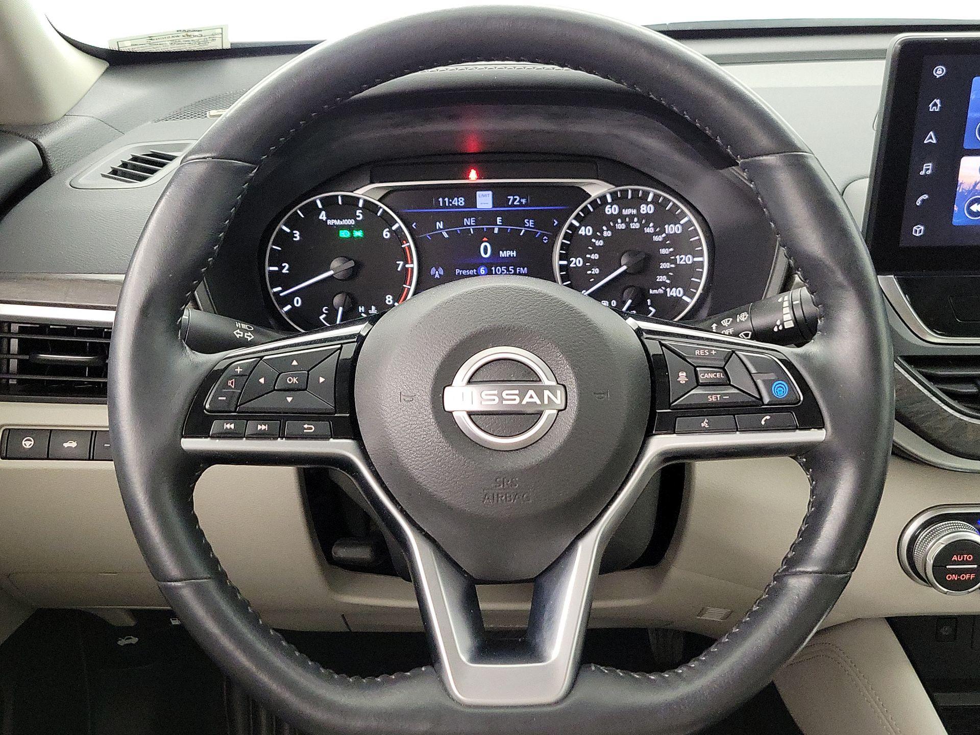 Thumbnail: 2023 Nissan Altima - 10