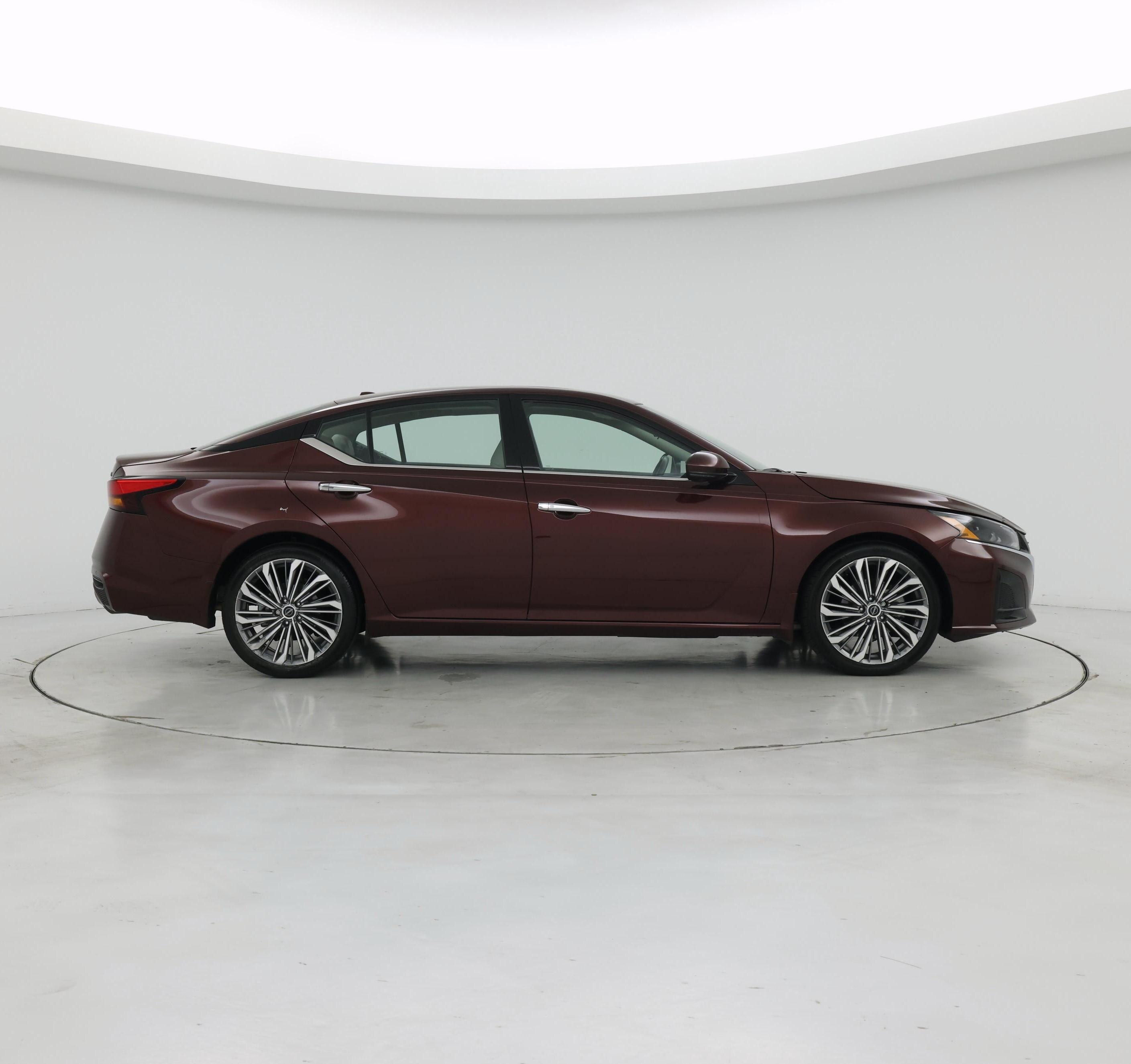 Thumbnail: 2023 Nissan Altima - 7