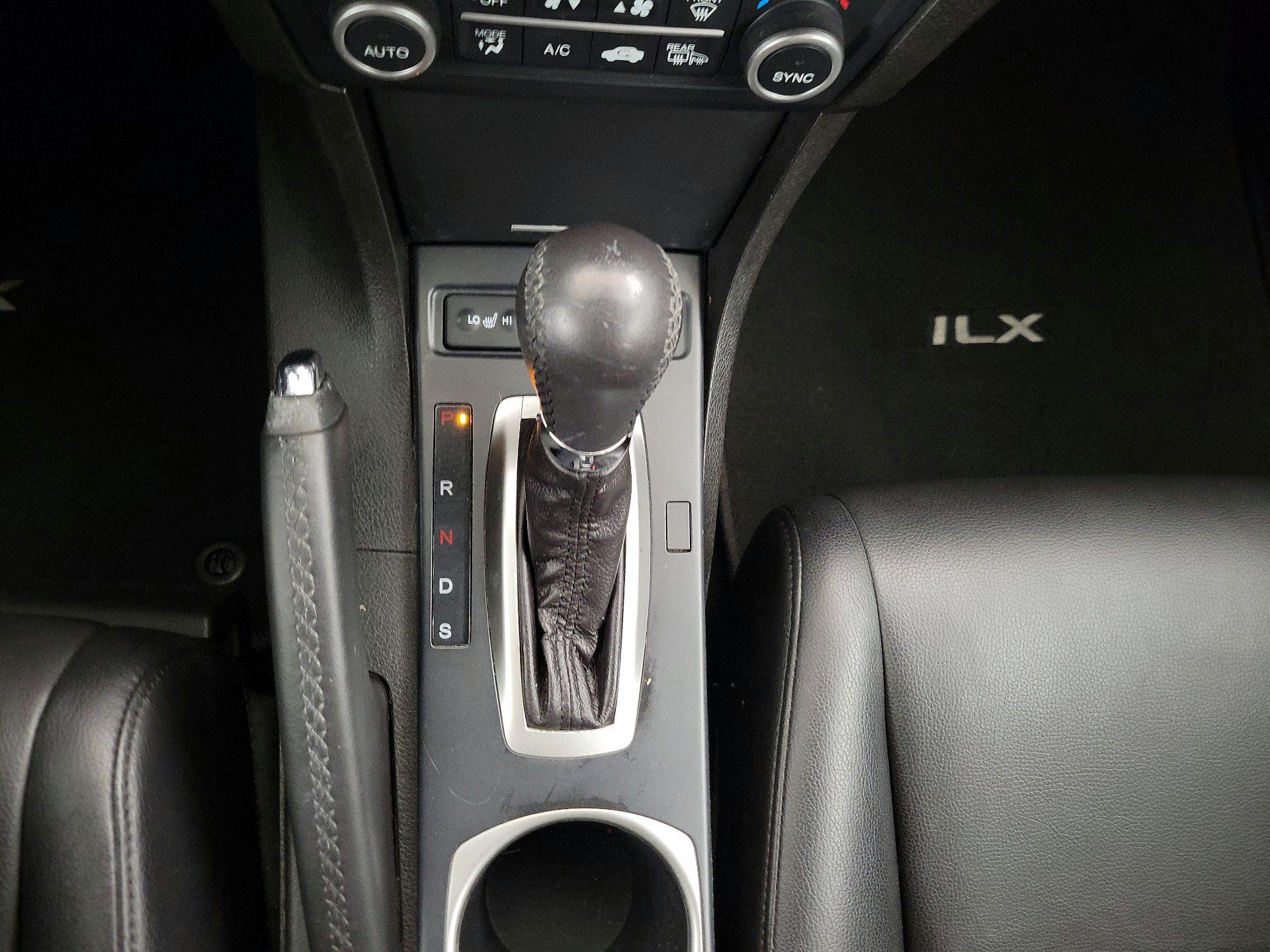 Thumbnail: 2018 Acura ILX - 17