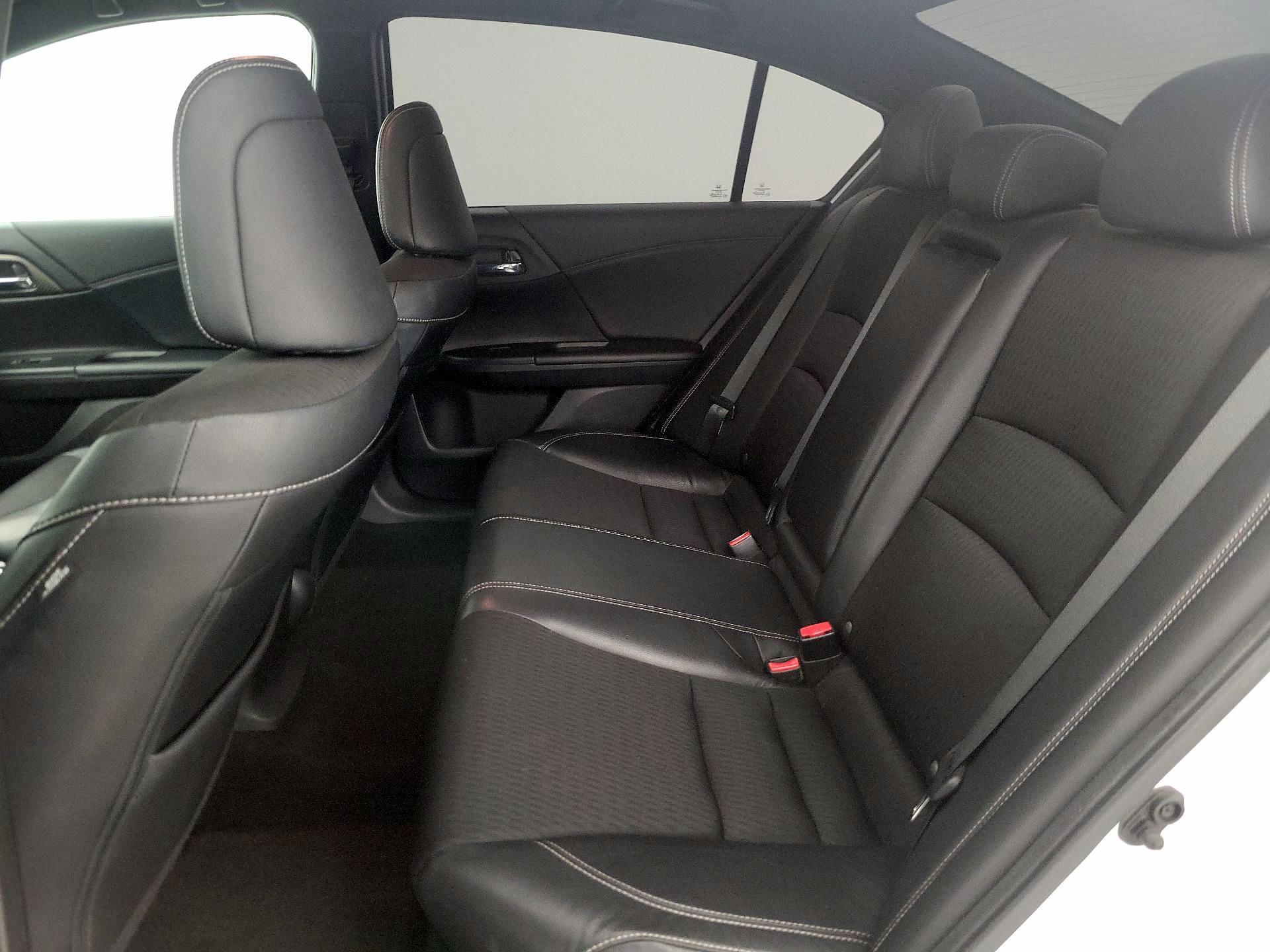 Thumbnail: 2016 Honda Accord - 19