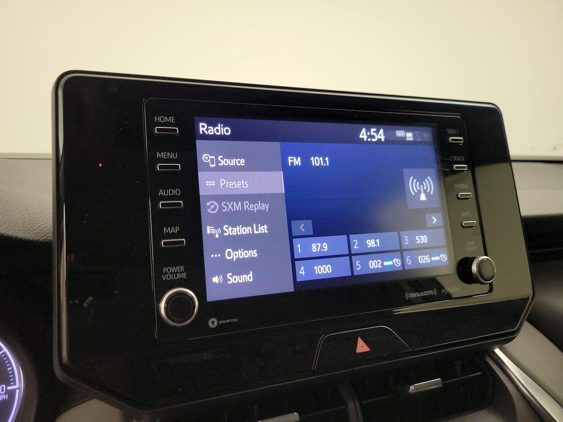 Thumbnail: 2022 Toyota Venza - 15