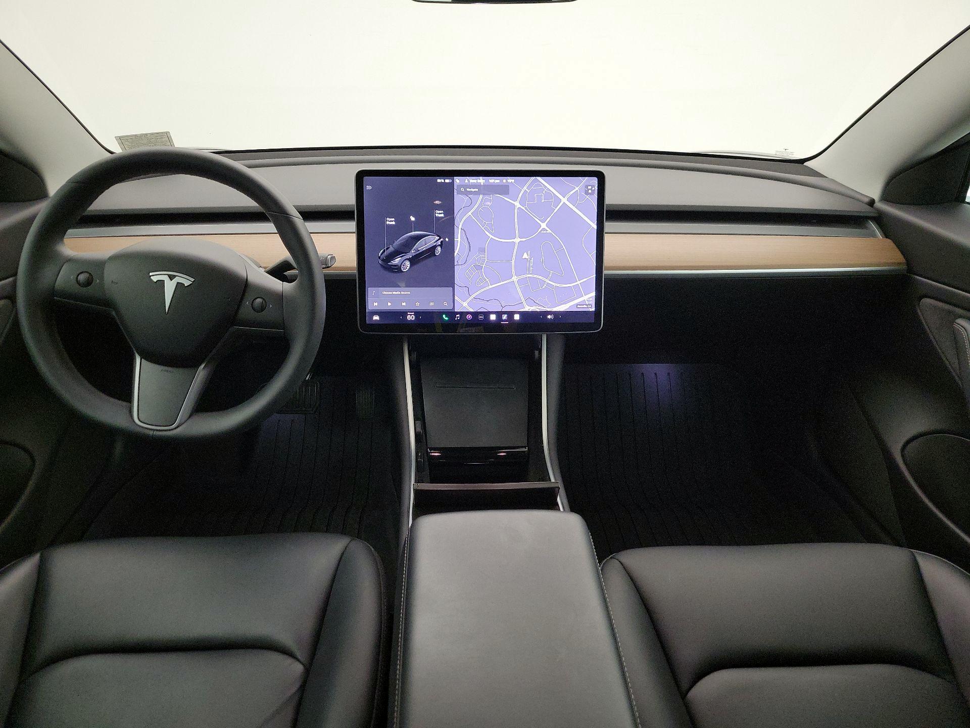 Thumbnail: 2020 Tesla Model 3 - 9