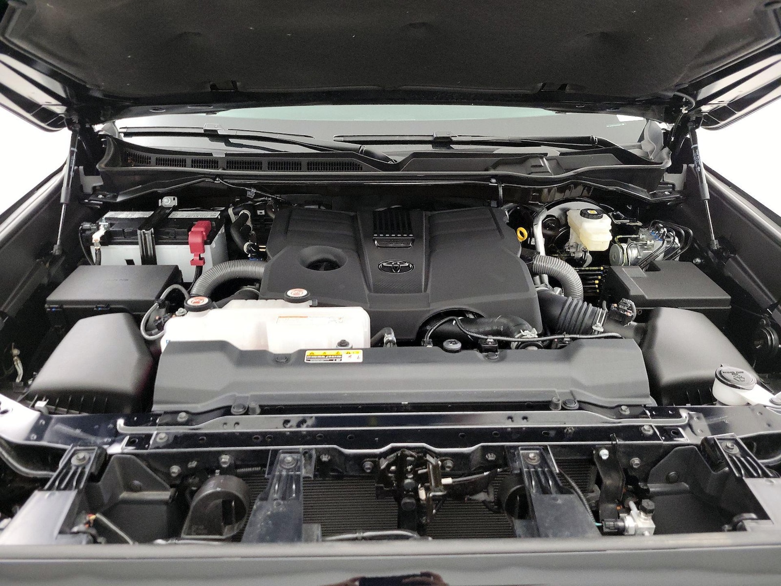 2025 Toyota Tundra SR5 - Photo 22