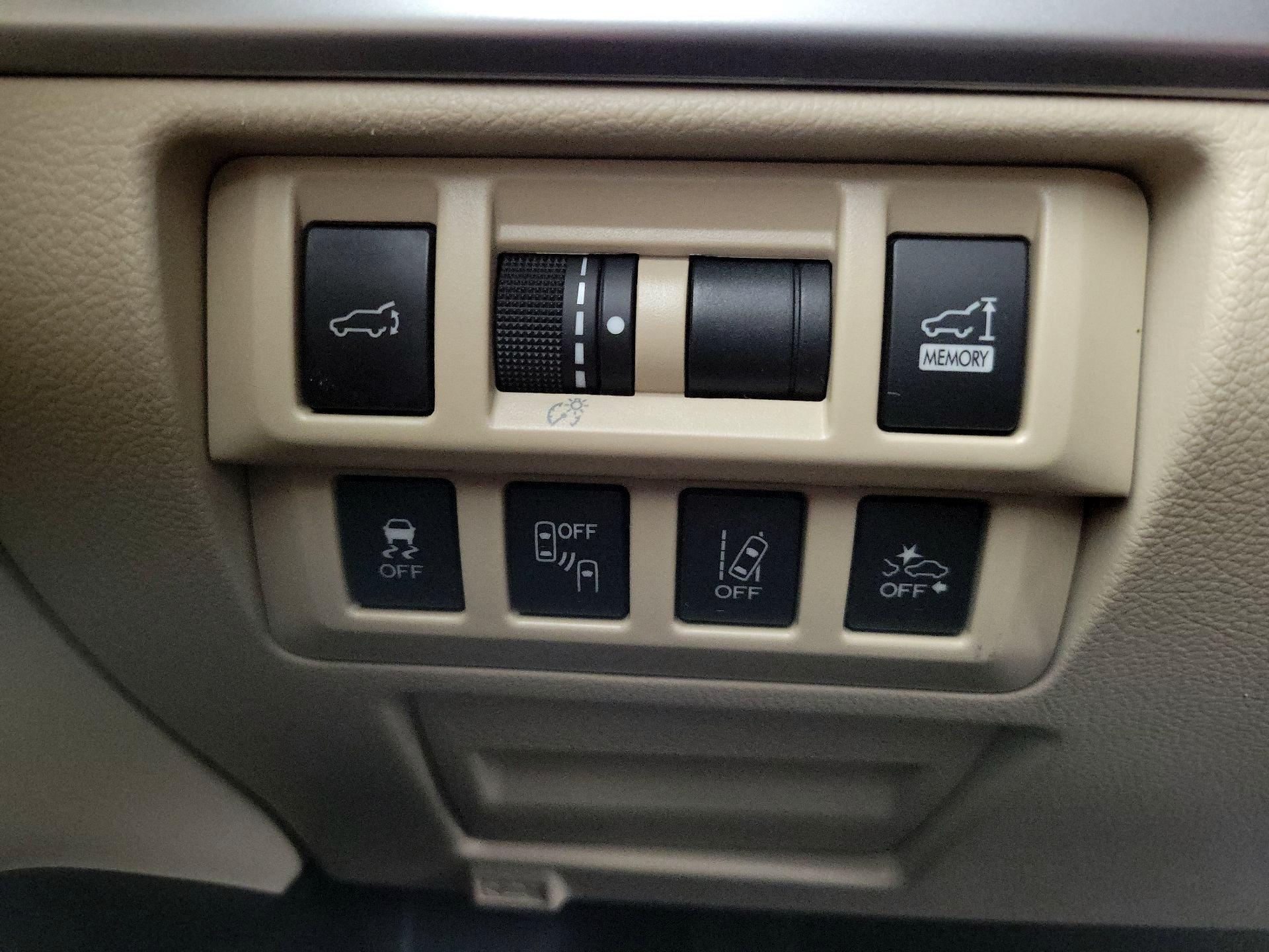 Thumbnail: 2019 Subaru Outback - 13