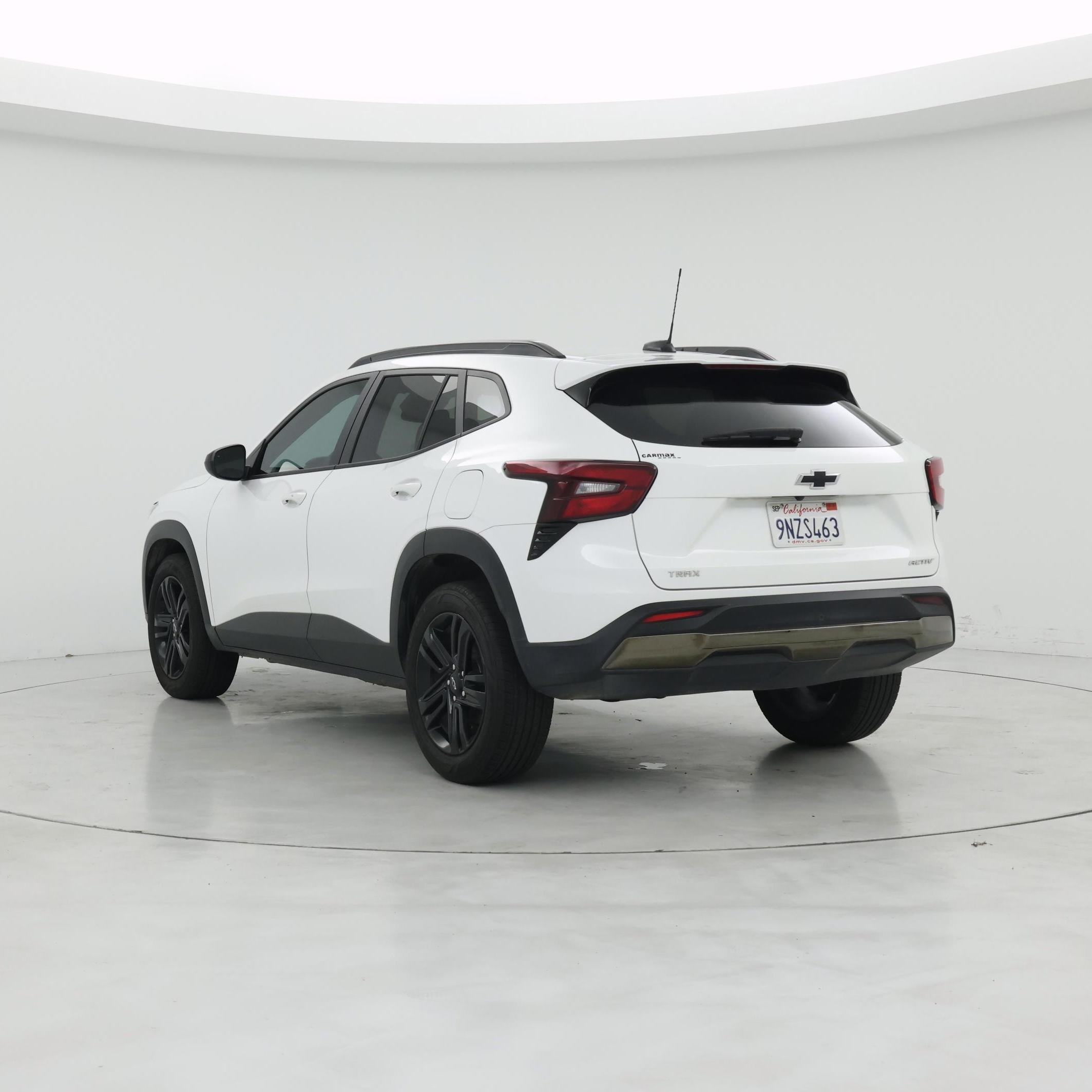 Thumbnail: 2025 Chevrolet Trax - 2