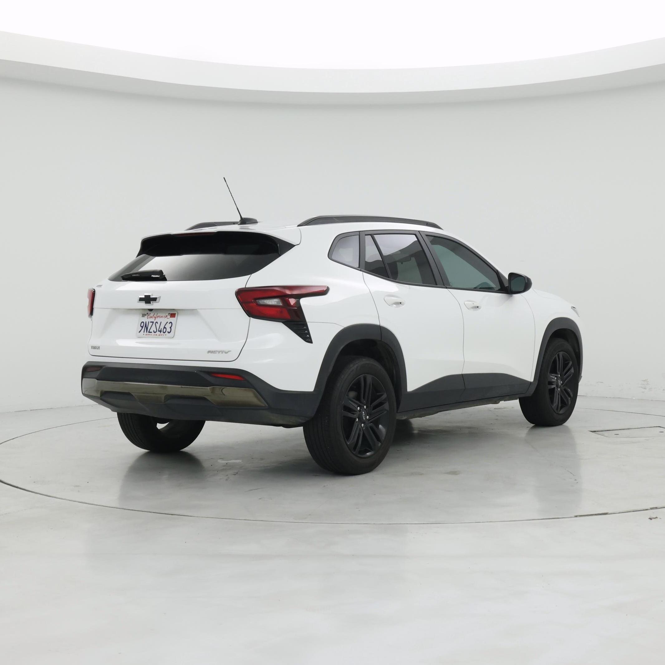 Thumbnail: 2025 Chevrolet Trax - 8