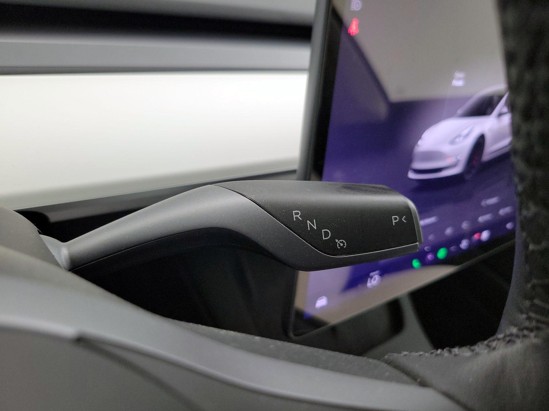 Thumbnail: 2023 Tesla Model 3 - 17