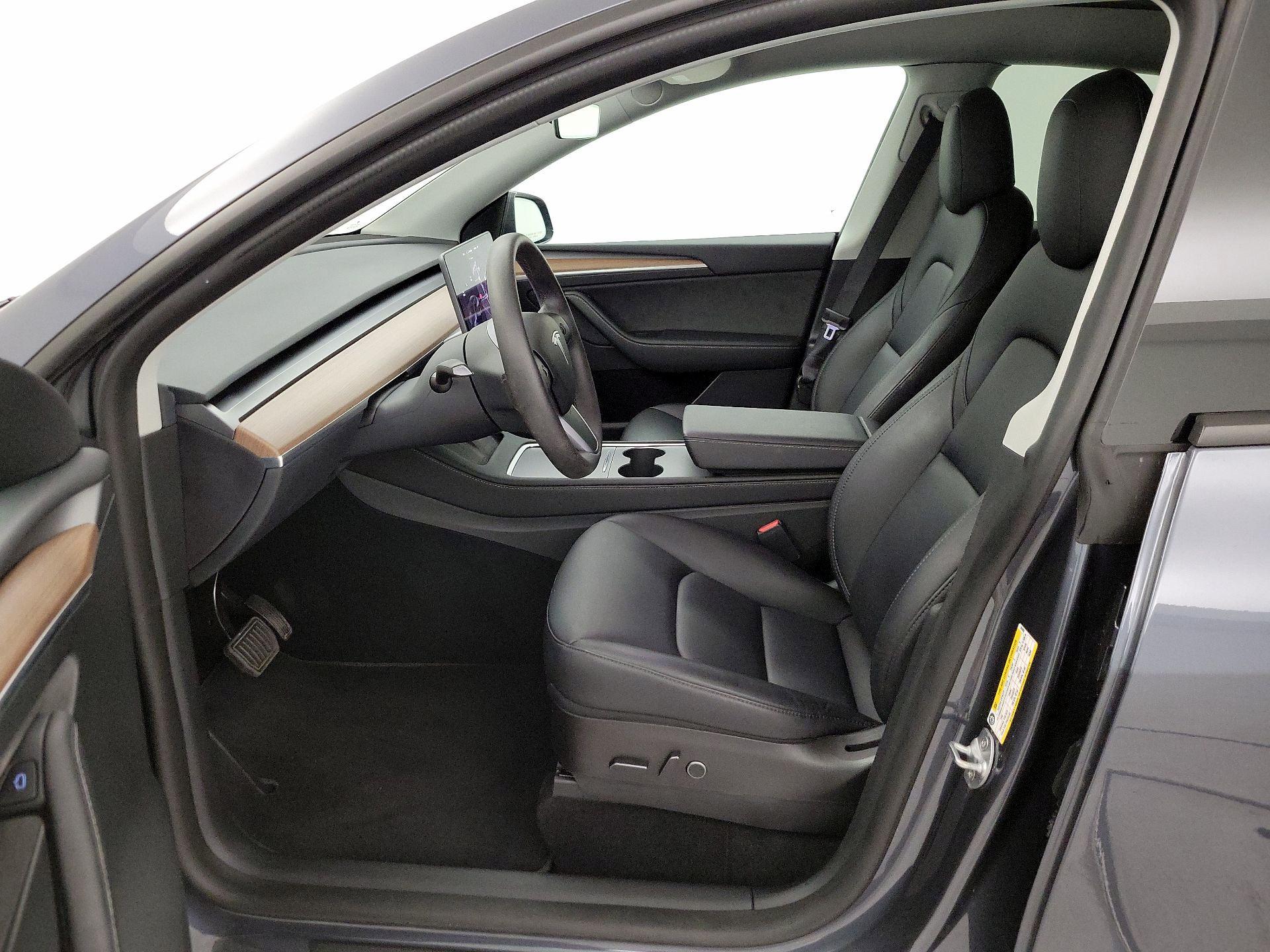 Thumbnail: 2023 Tesla Model Y - 11