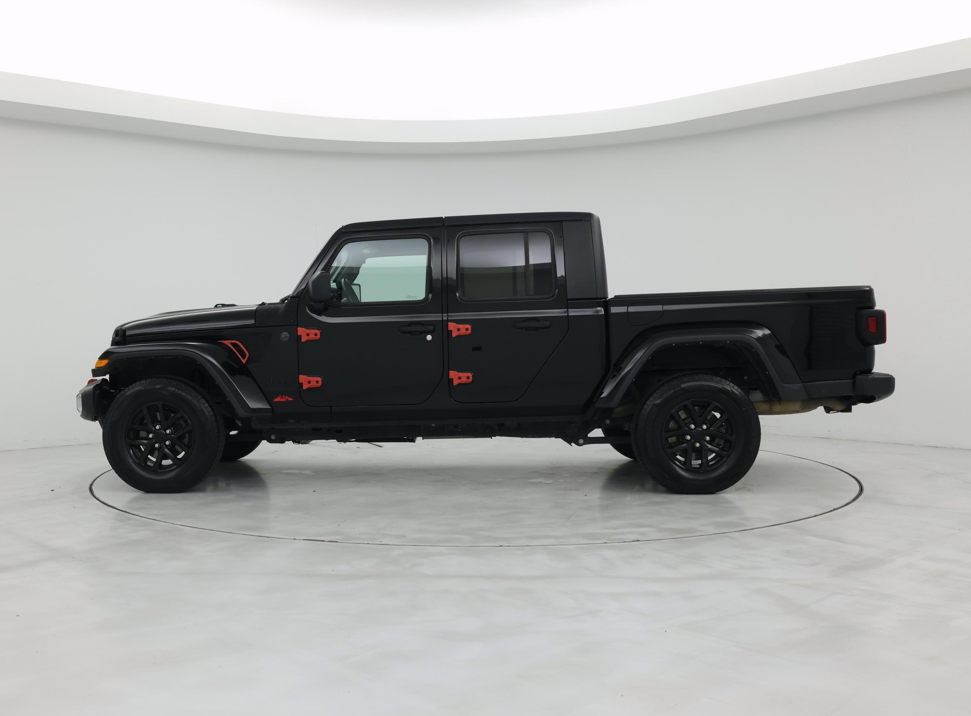 Thumbnail: 2022 Jeep Gladiator - 3