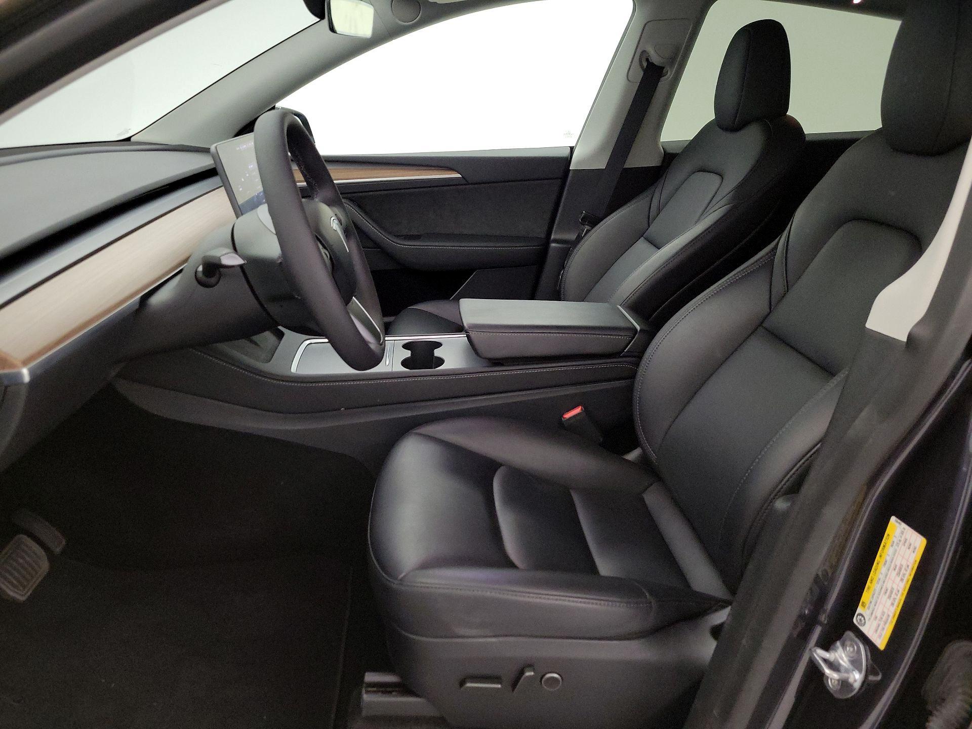 Thumbnail: 2025 Tesla Model Y - 11