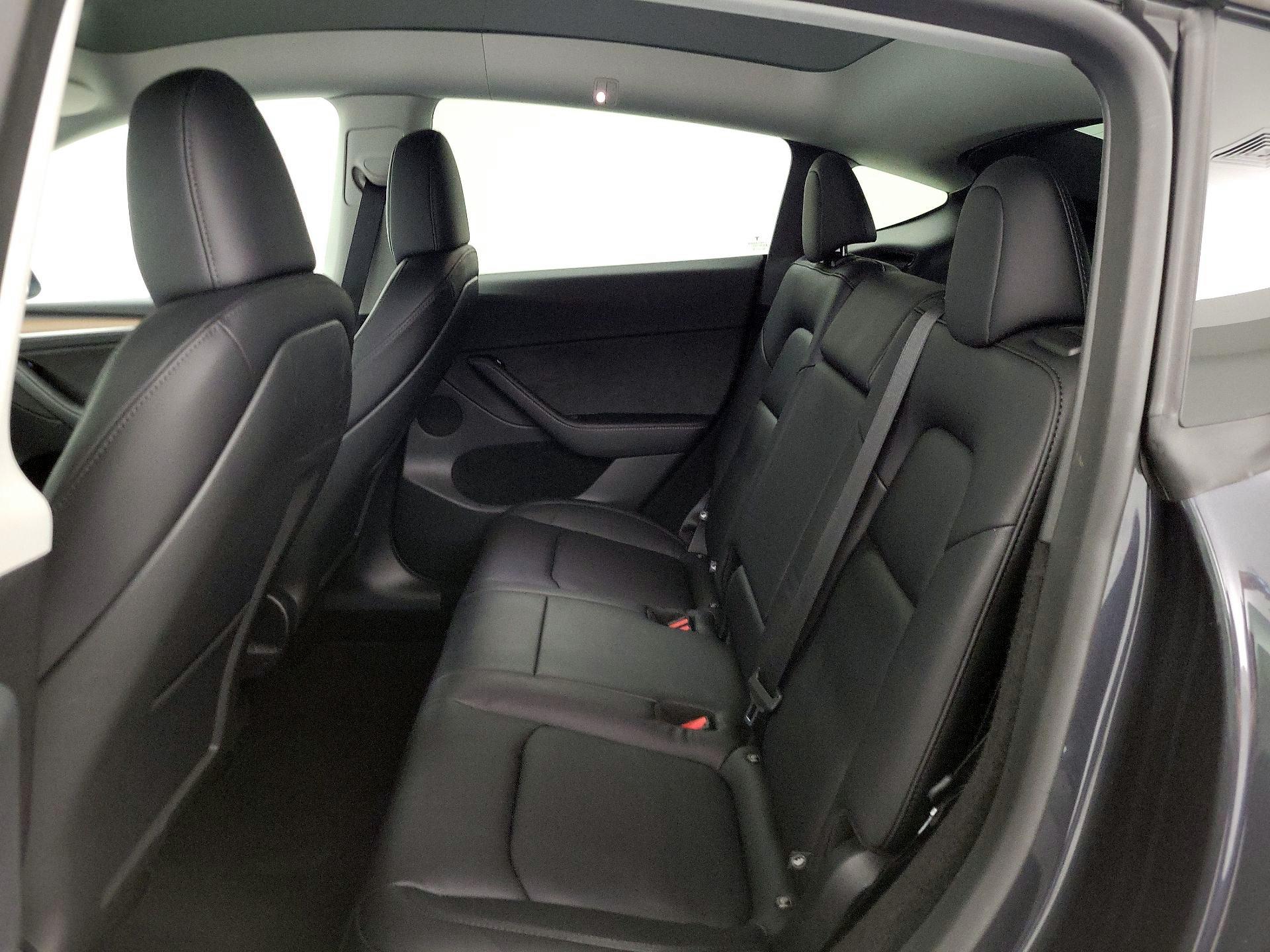 Thumbnail: 2025 Tesla Model Y - 18