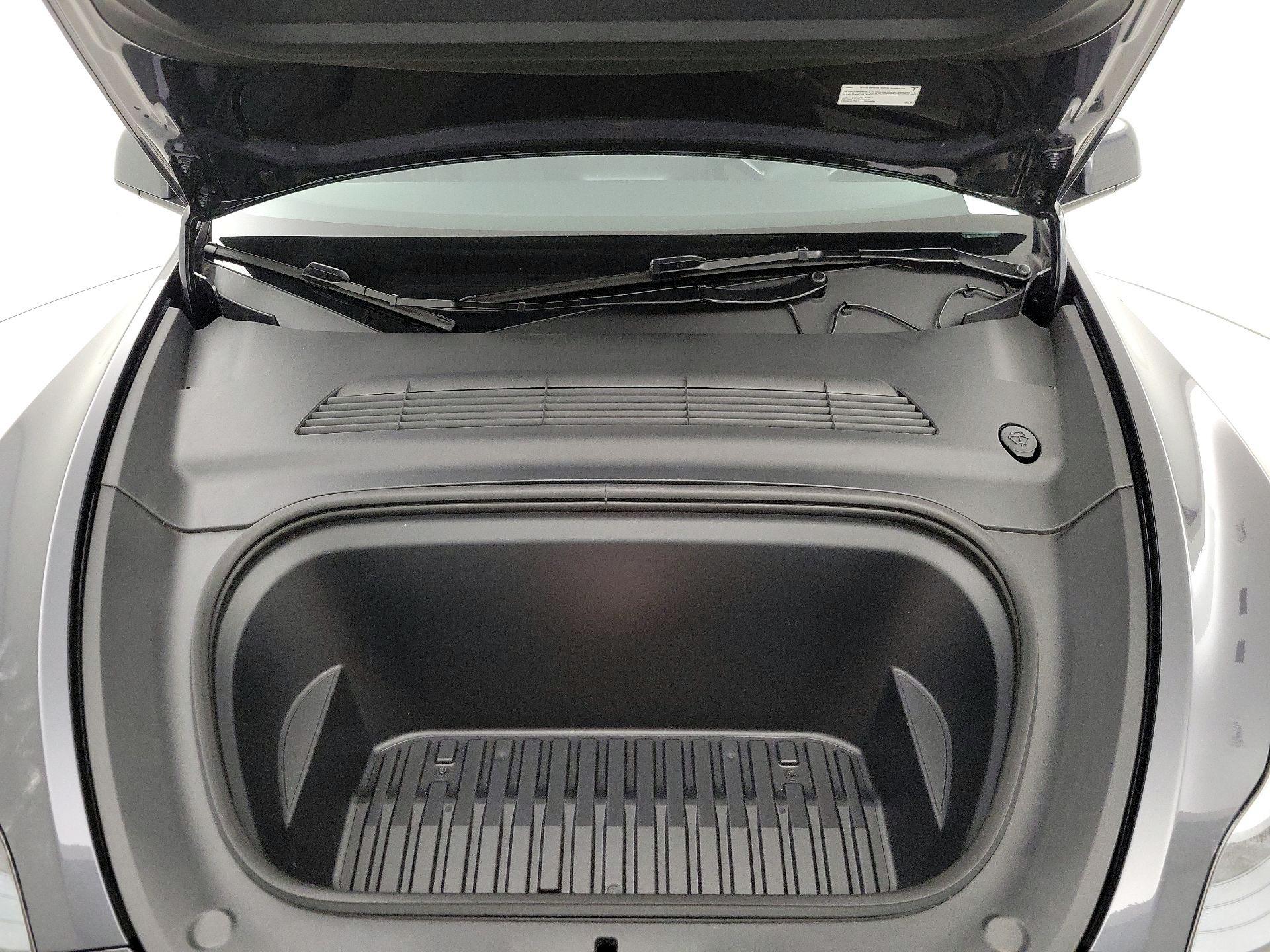 Thumbnail: 2025 Tesla Model Y - 20