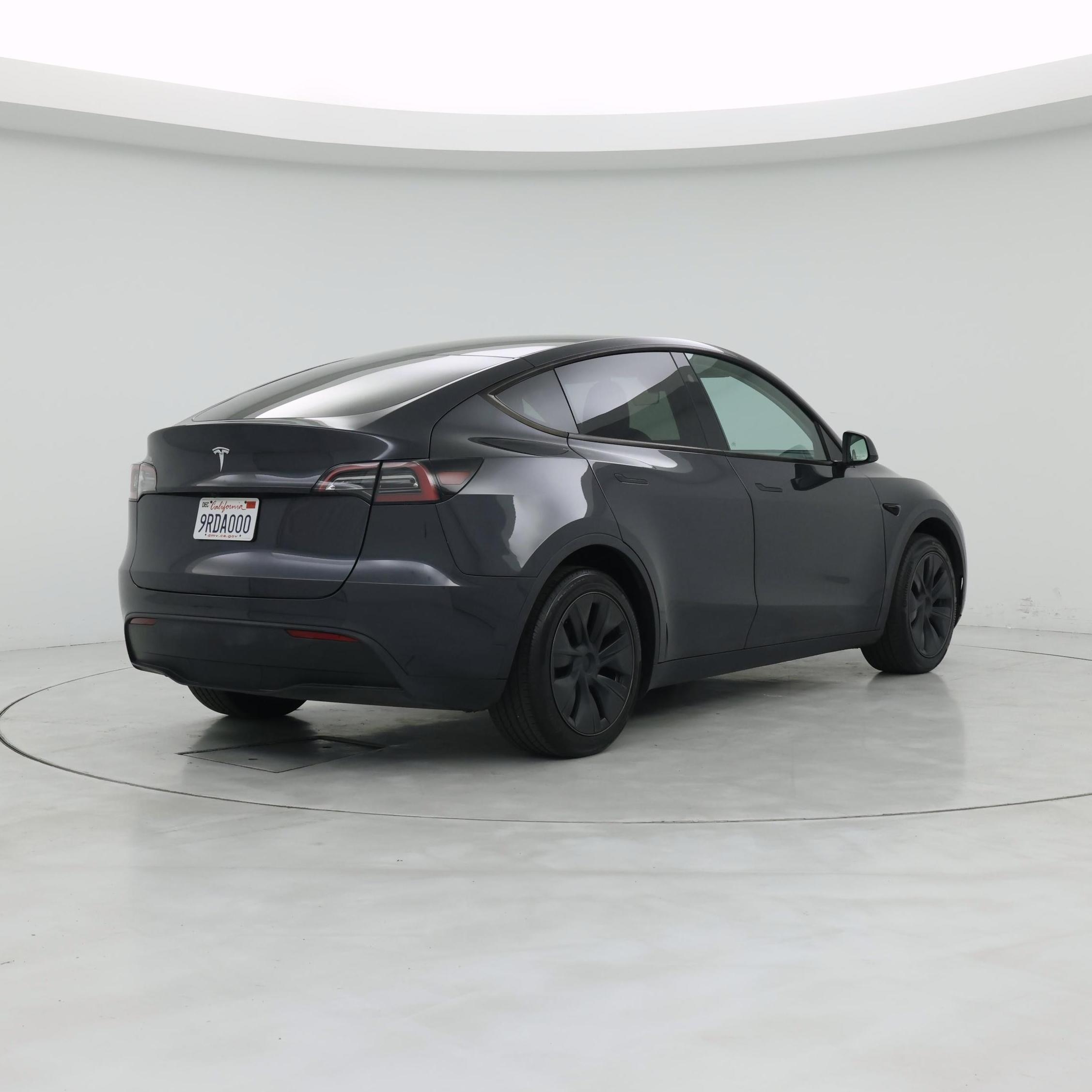 Thumbnail: 2025 Tesla Model Y - 8