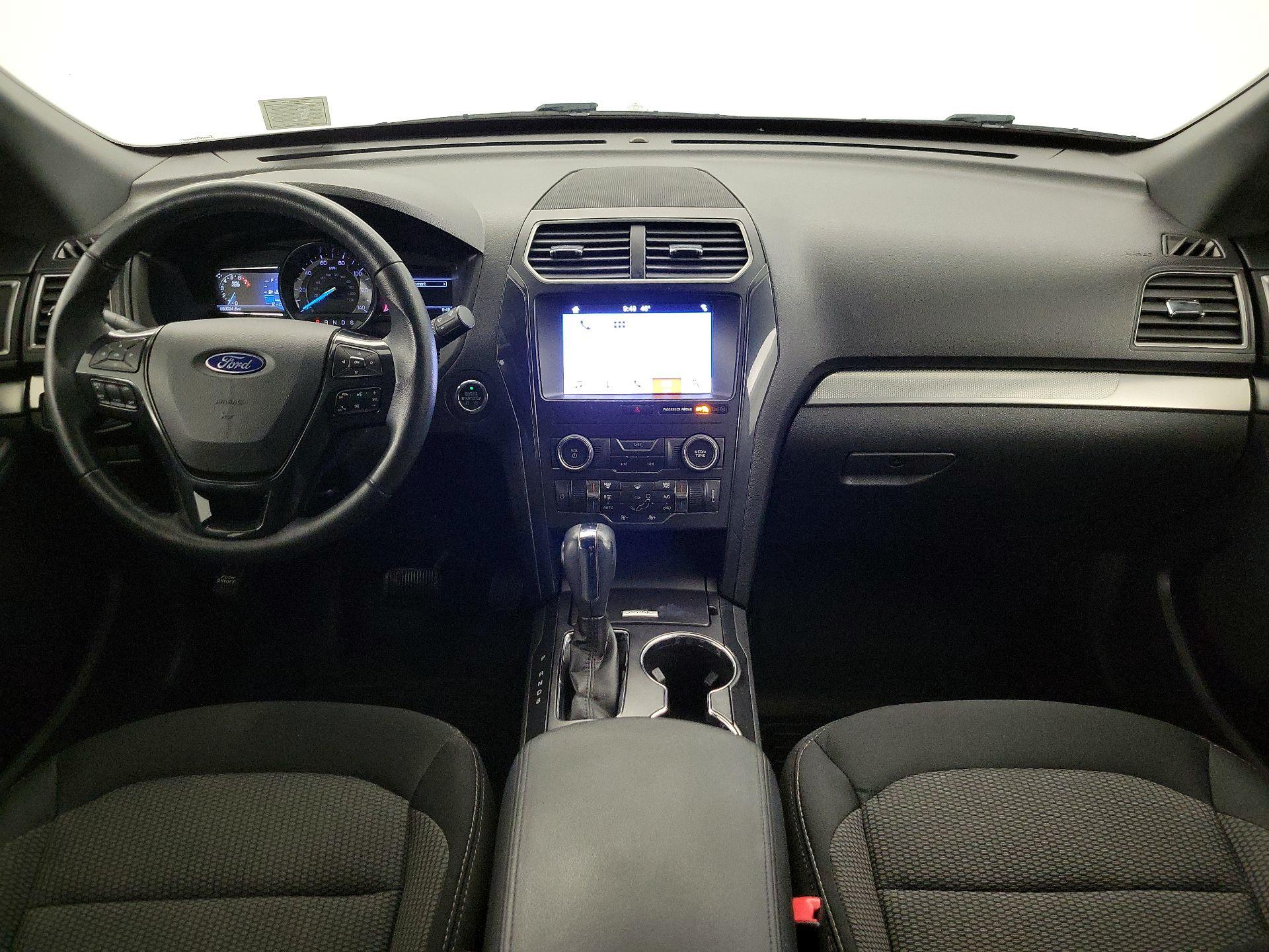 Thumbnail: 2019 Ford Explorer - 9