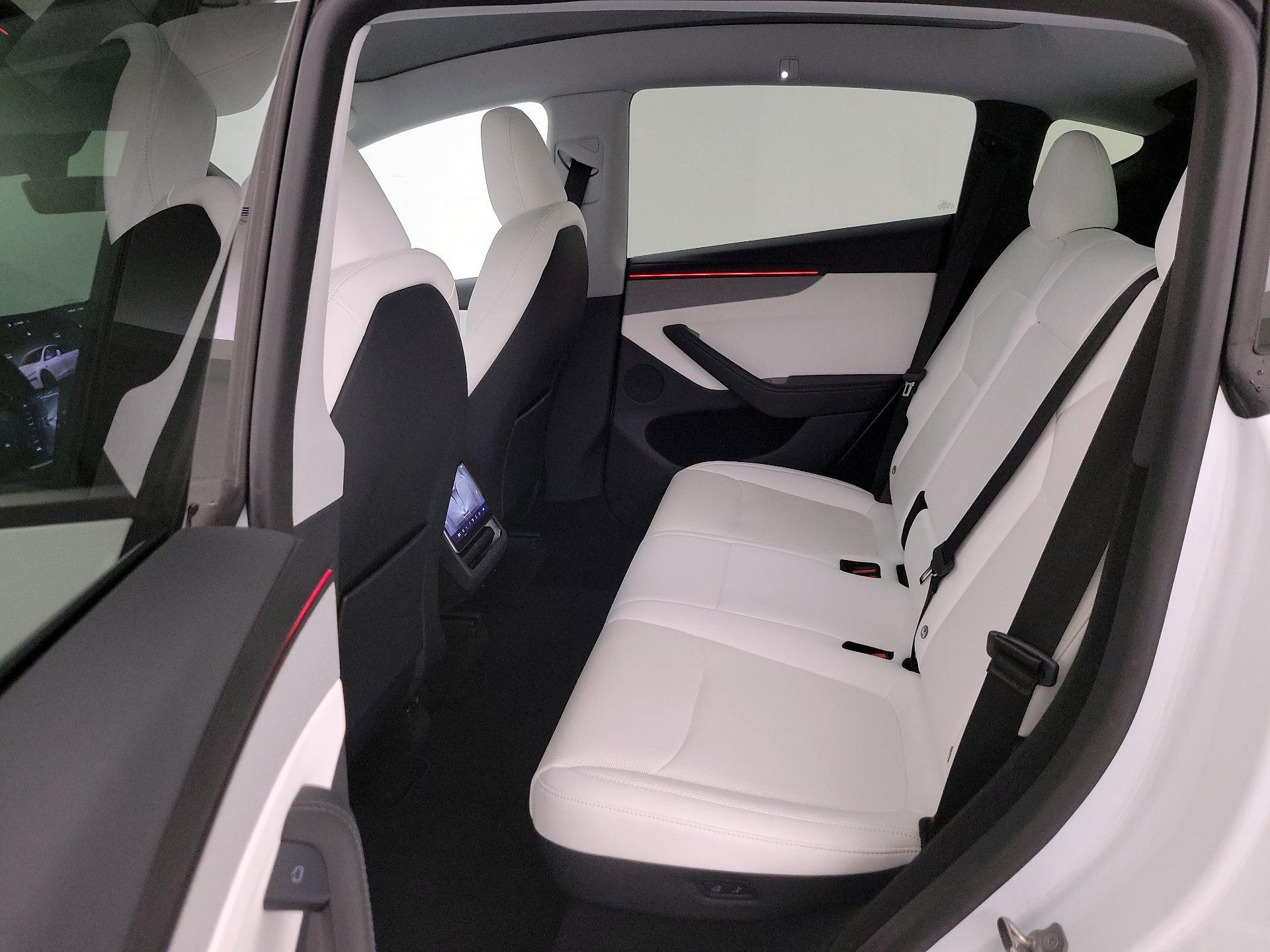 Thumbnail: 2026 Tesla Model Y - 18