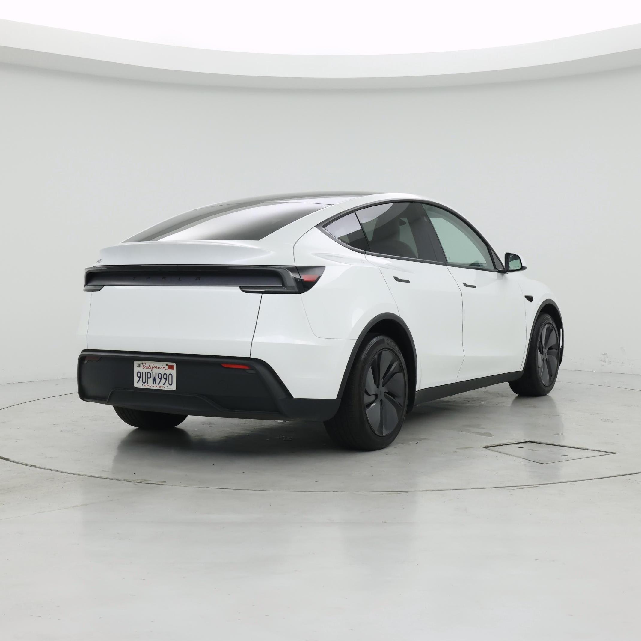 Thumbnail: 2026 Tesla Model Y - 8