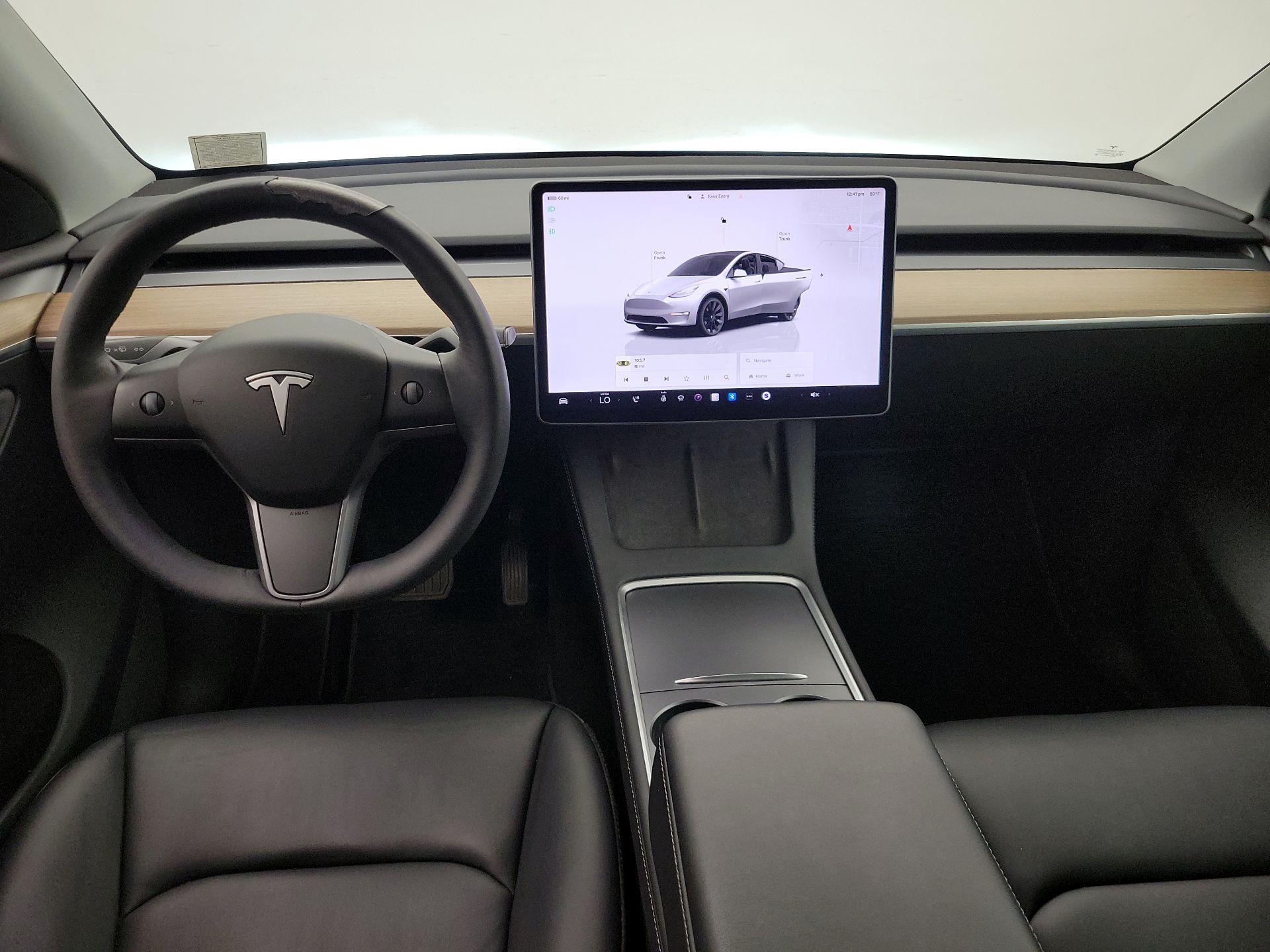 Thumbnail: 2023 Tesla Model Y - 9