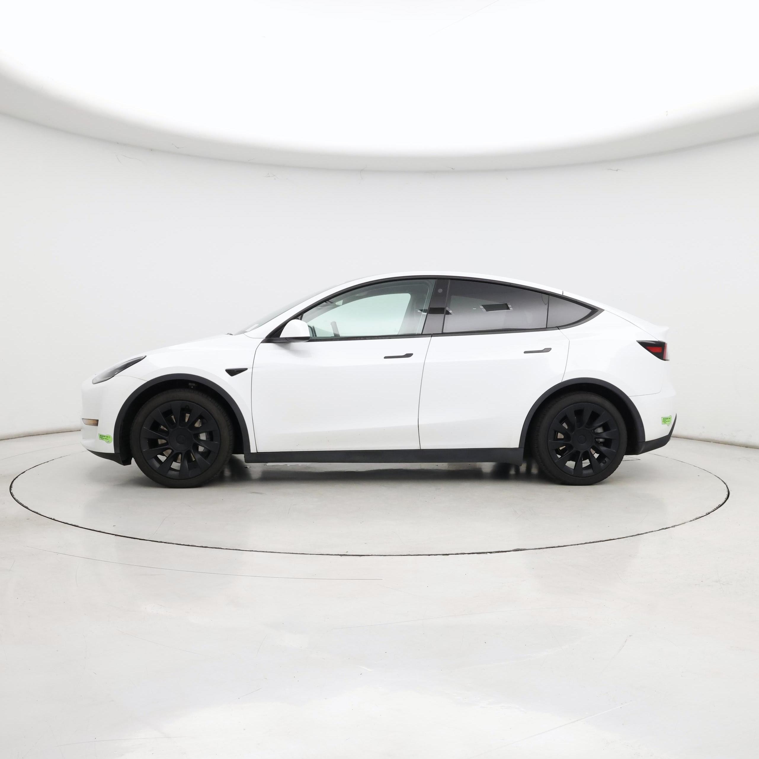 Thumbnail: 2023 Tesla Model Y - 3