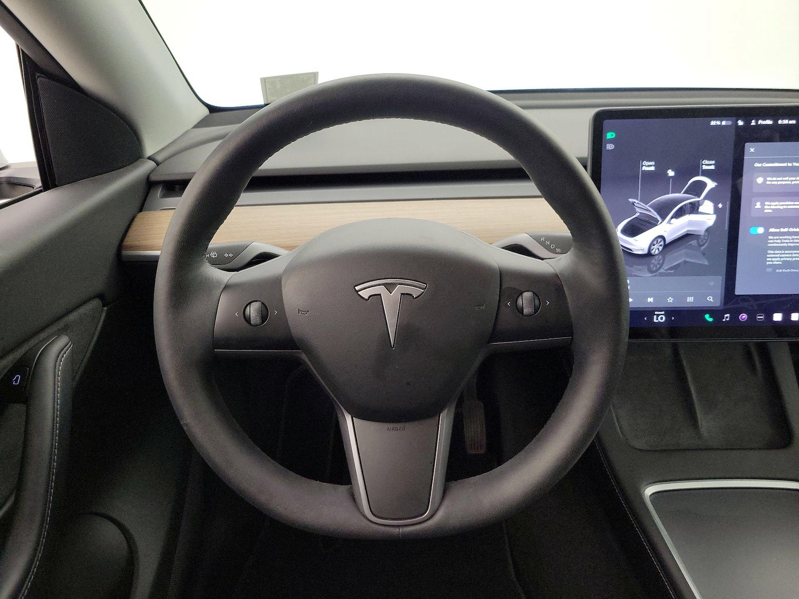2022 Tesla Model Y Long Range - Photo 11