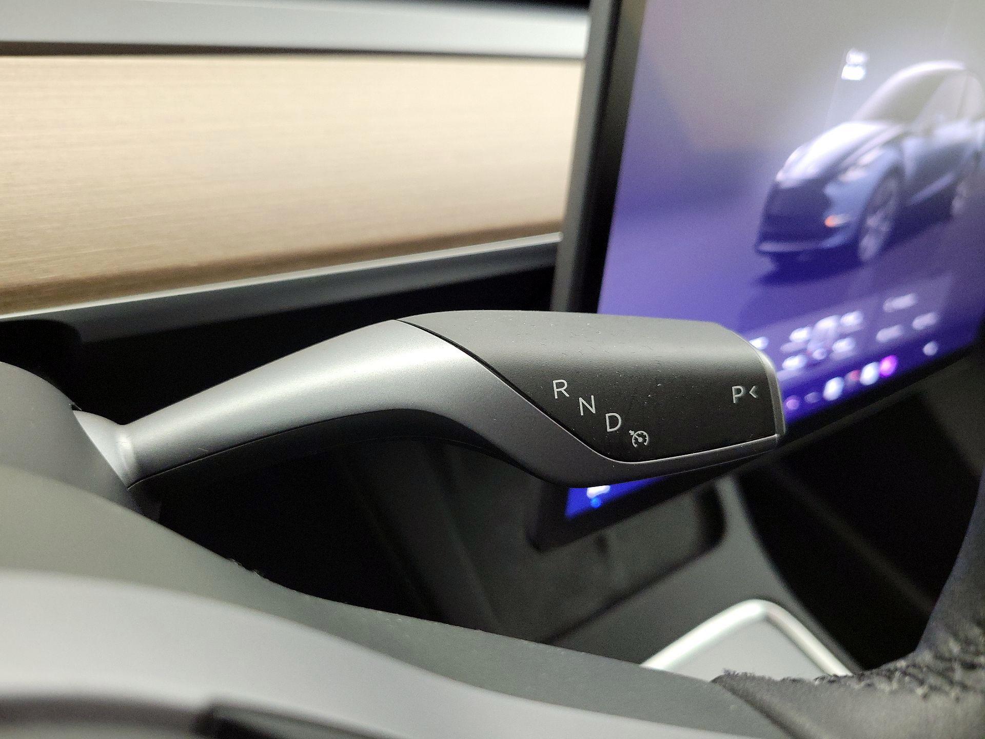 Thumbnail: 2025 Tesla Model Y - 17