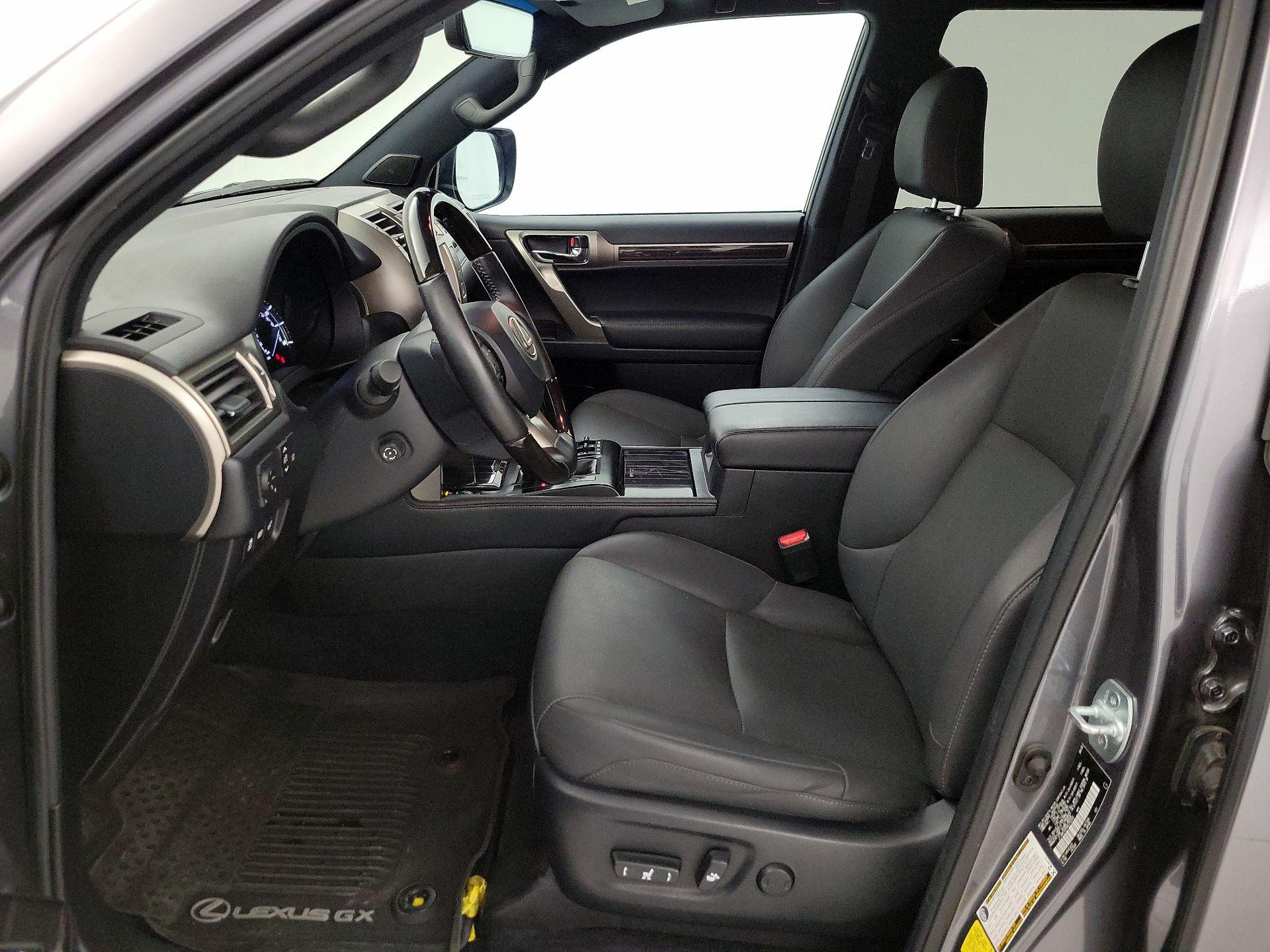 Thumbnail: 2021 Lexus GX - 11