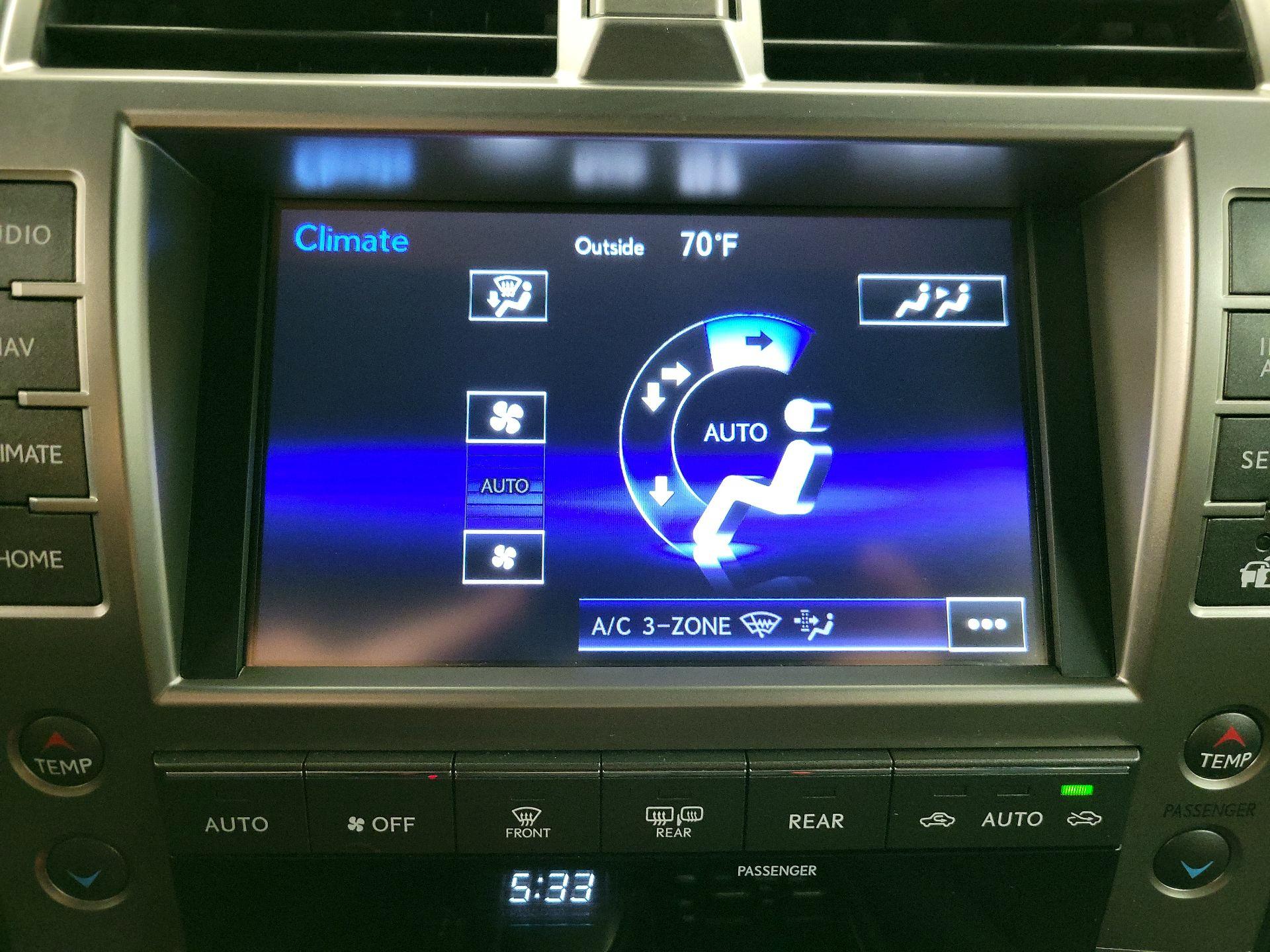 Thumbnail: 2021 Lexus GX - 17