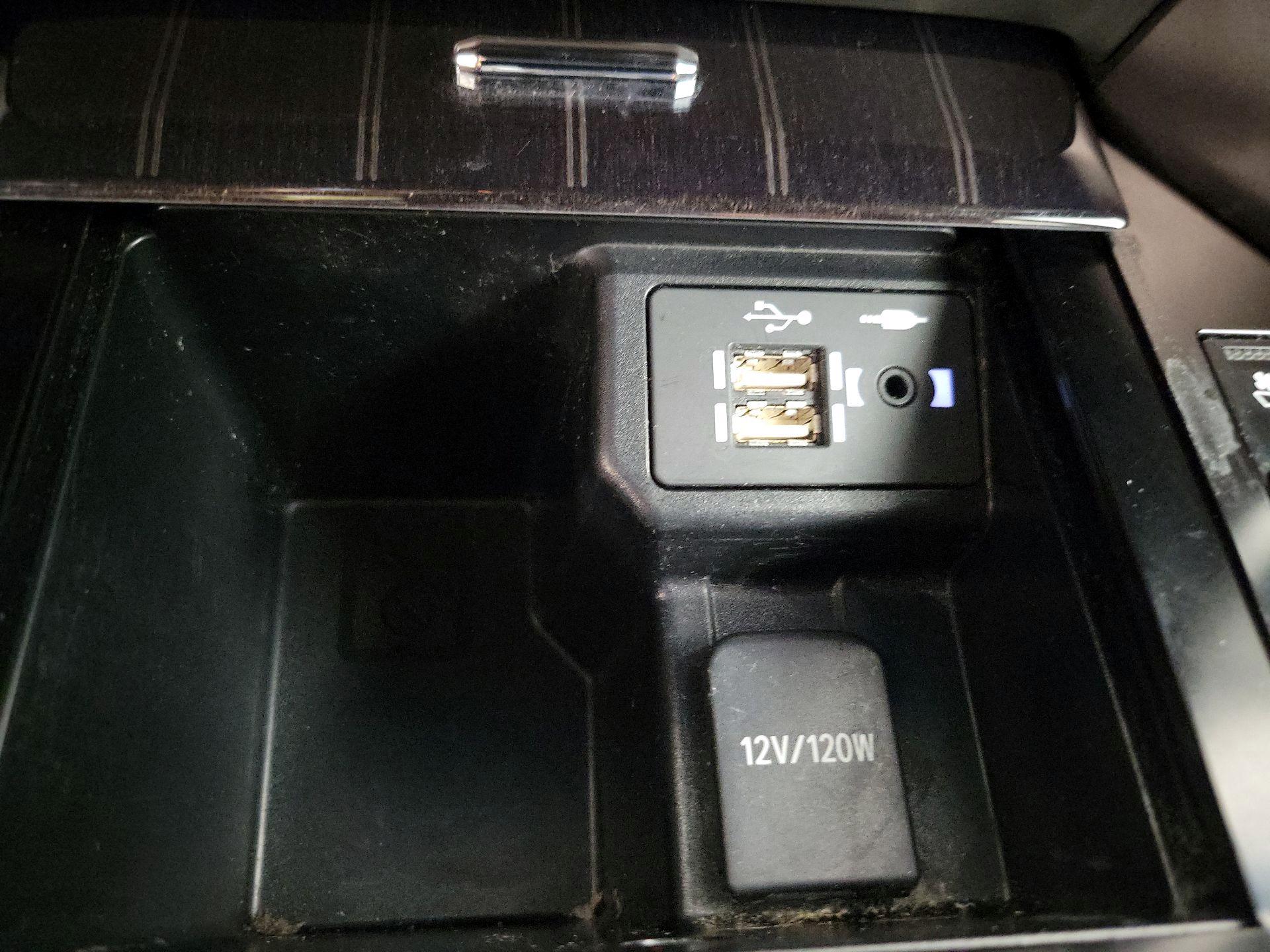 Thumbnail: 2021 Lexus GX - 19