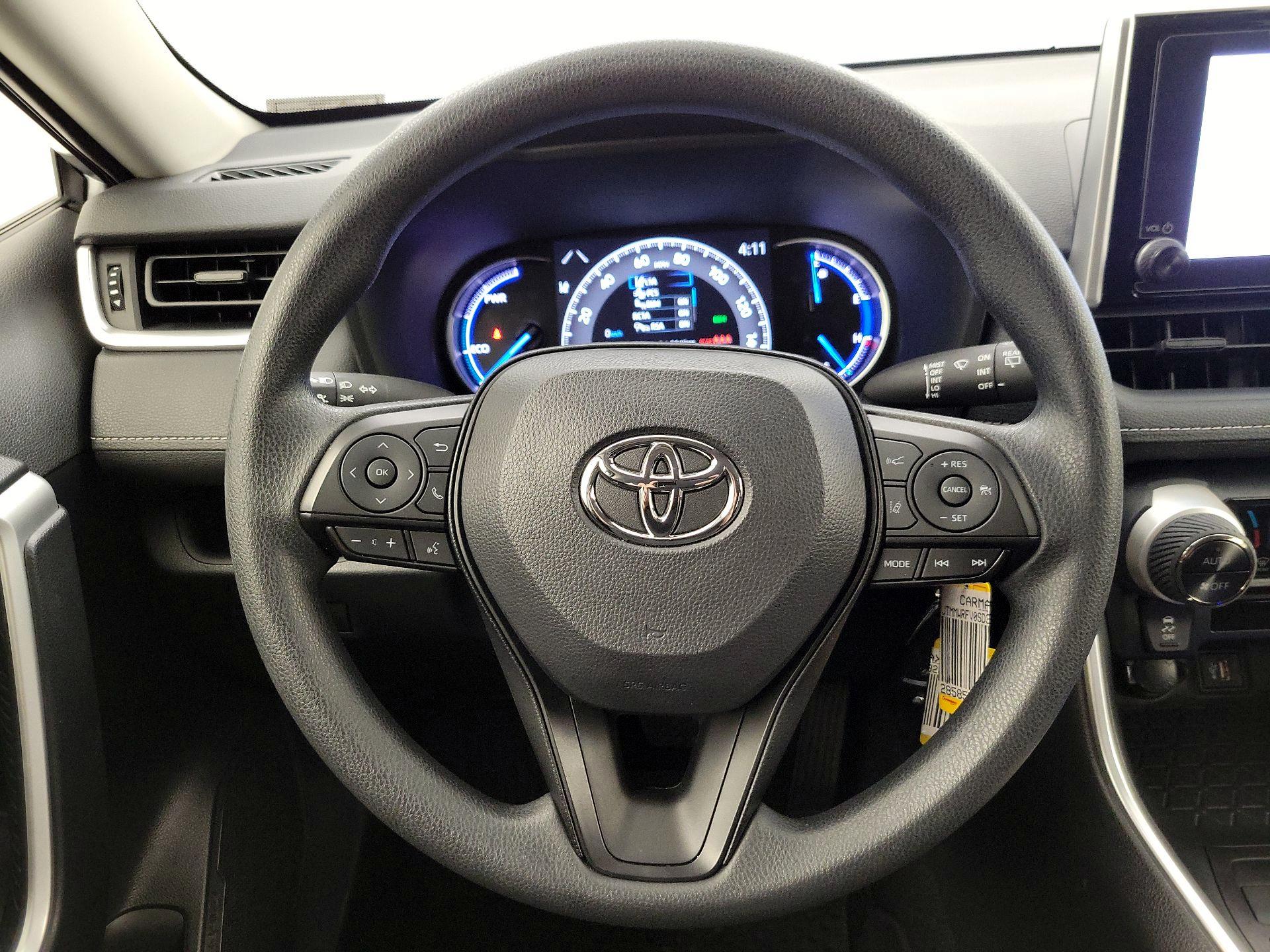 Thumbnail: 2025 Toyota RAV4 - 10