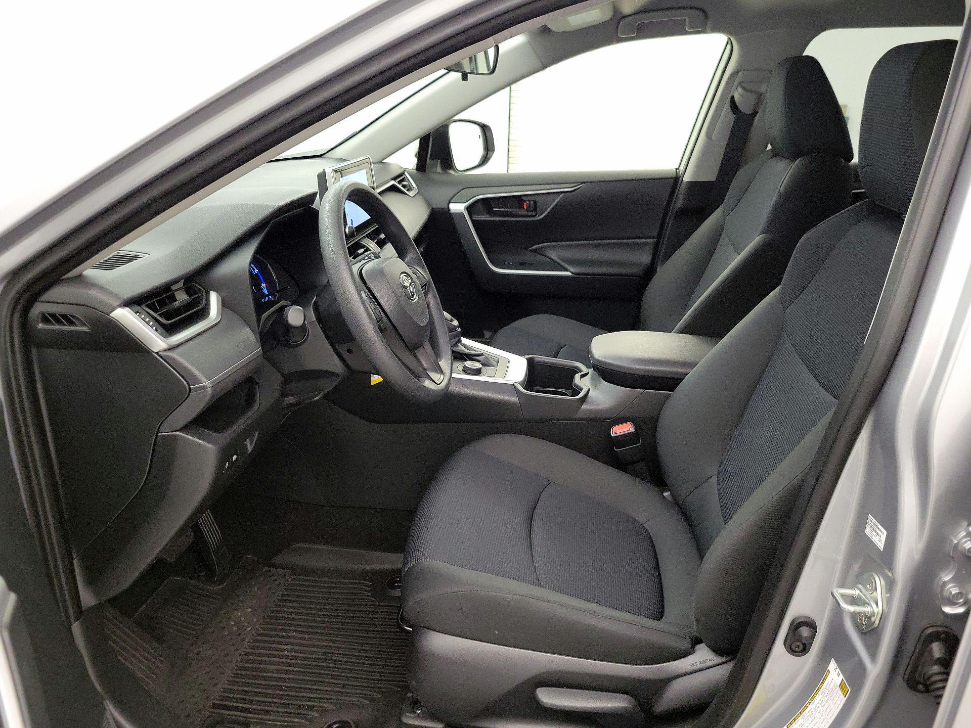 Thumbnail: 2025 Toyota RAV4 - 11