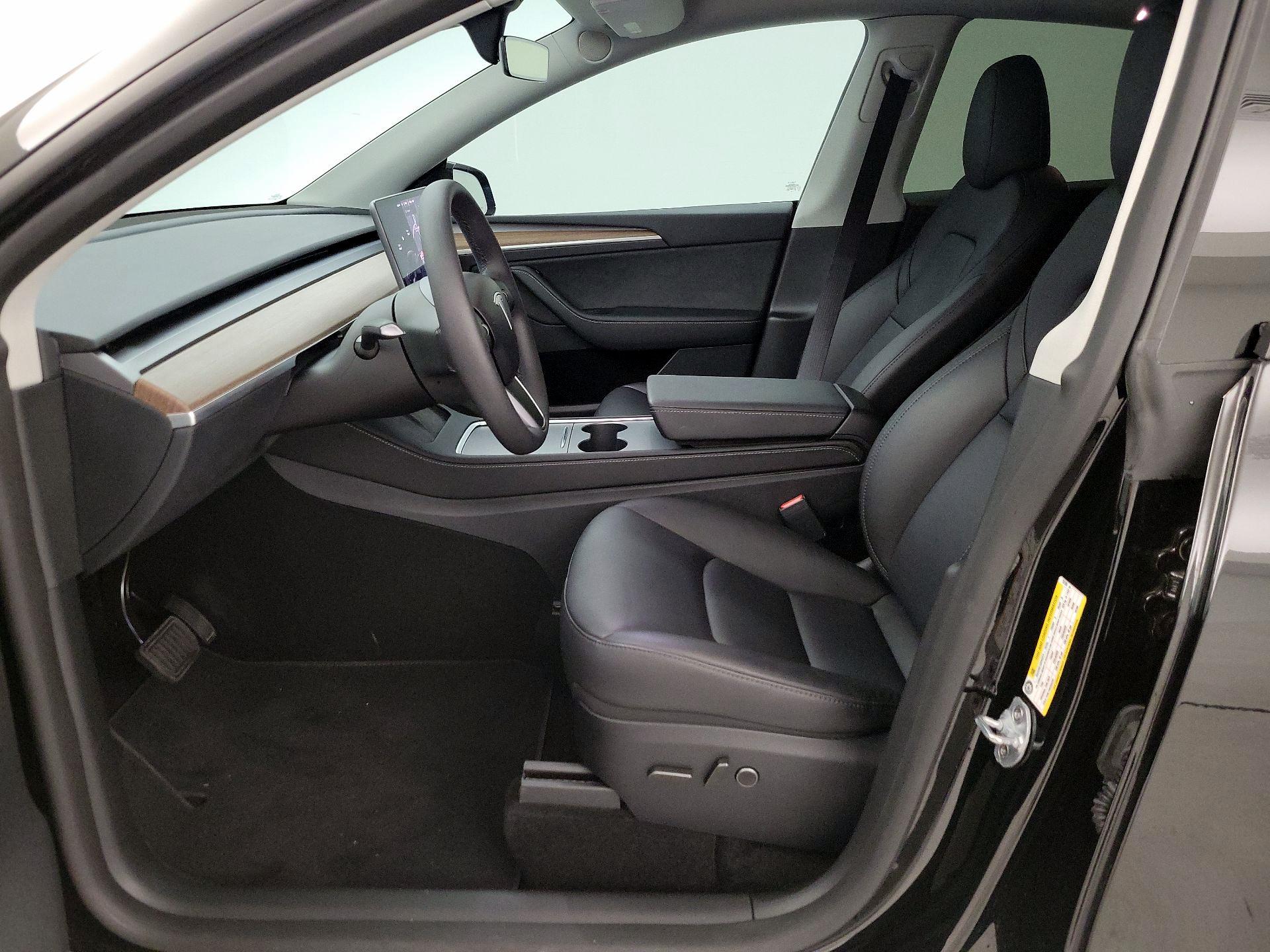 Thumbnail: 2024 Tesla Model Y - 11