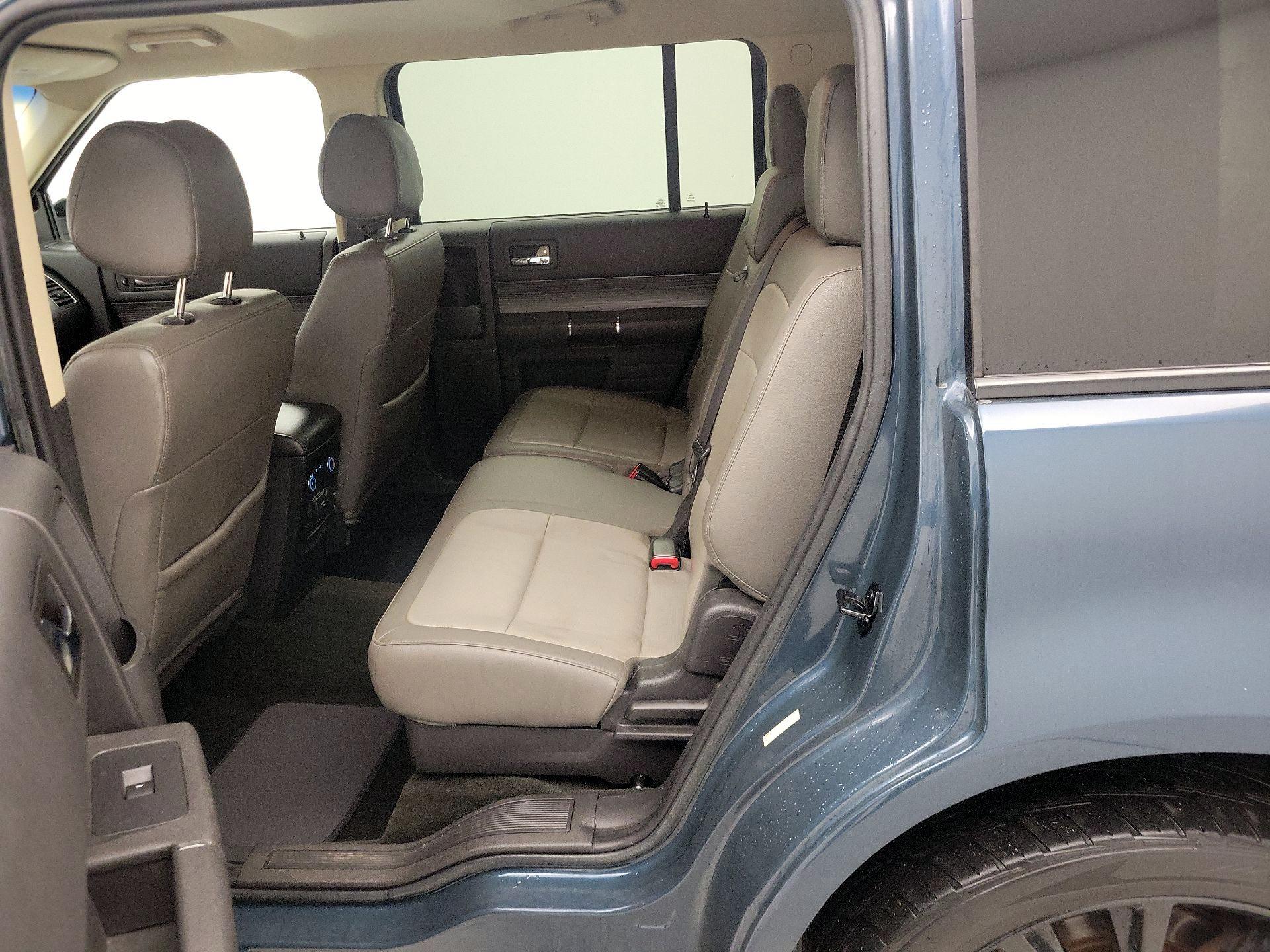 Thumbnail: 2016 Ford Flex - 19