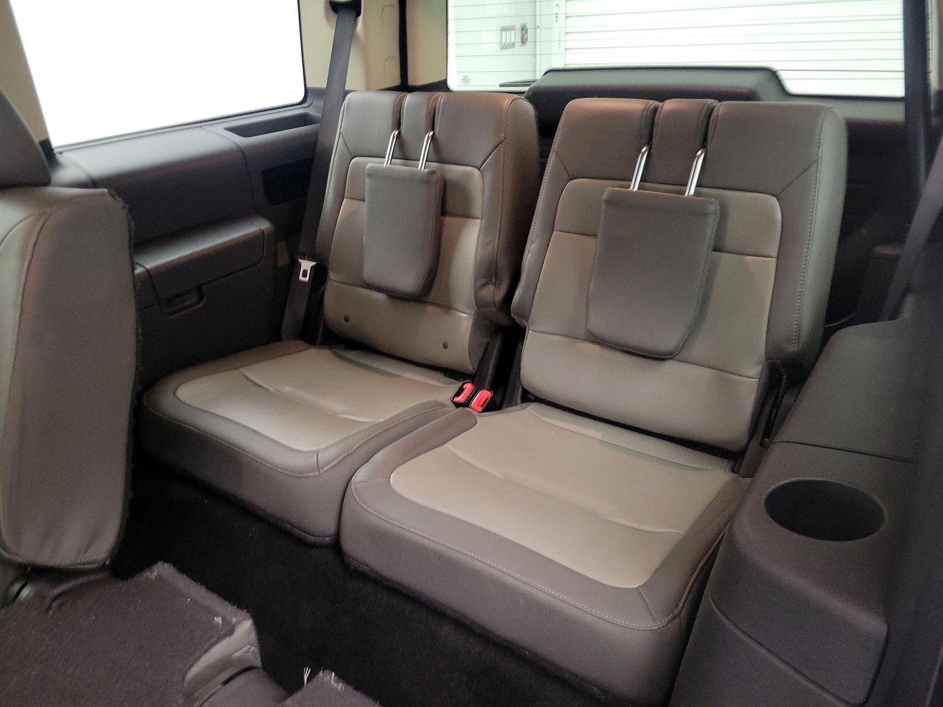 Thumbnail: 2016 Ford Flex - 20