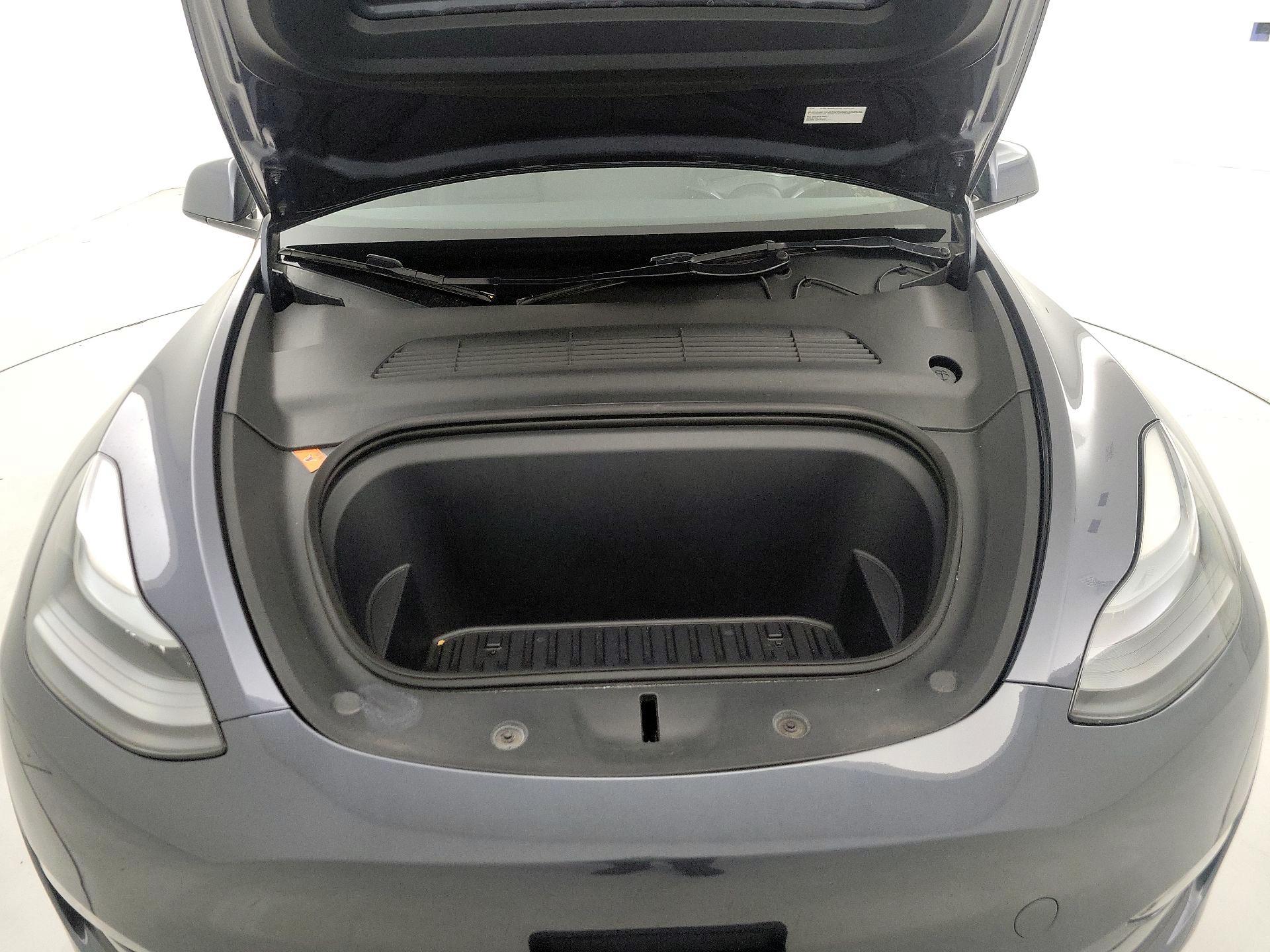Thumbnail: 2023 Tesla Model Y - 20