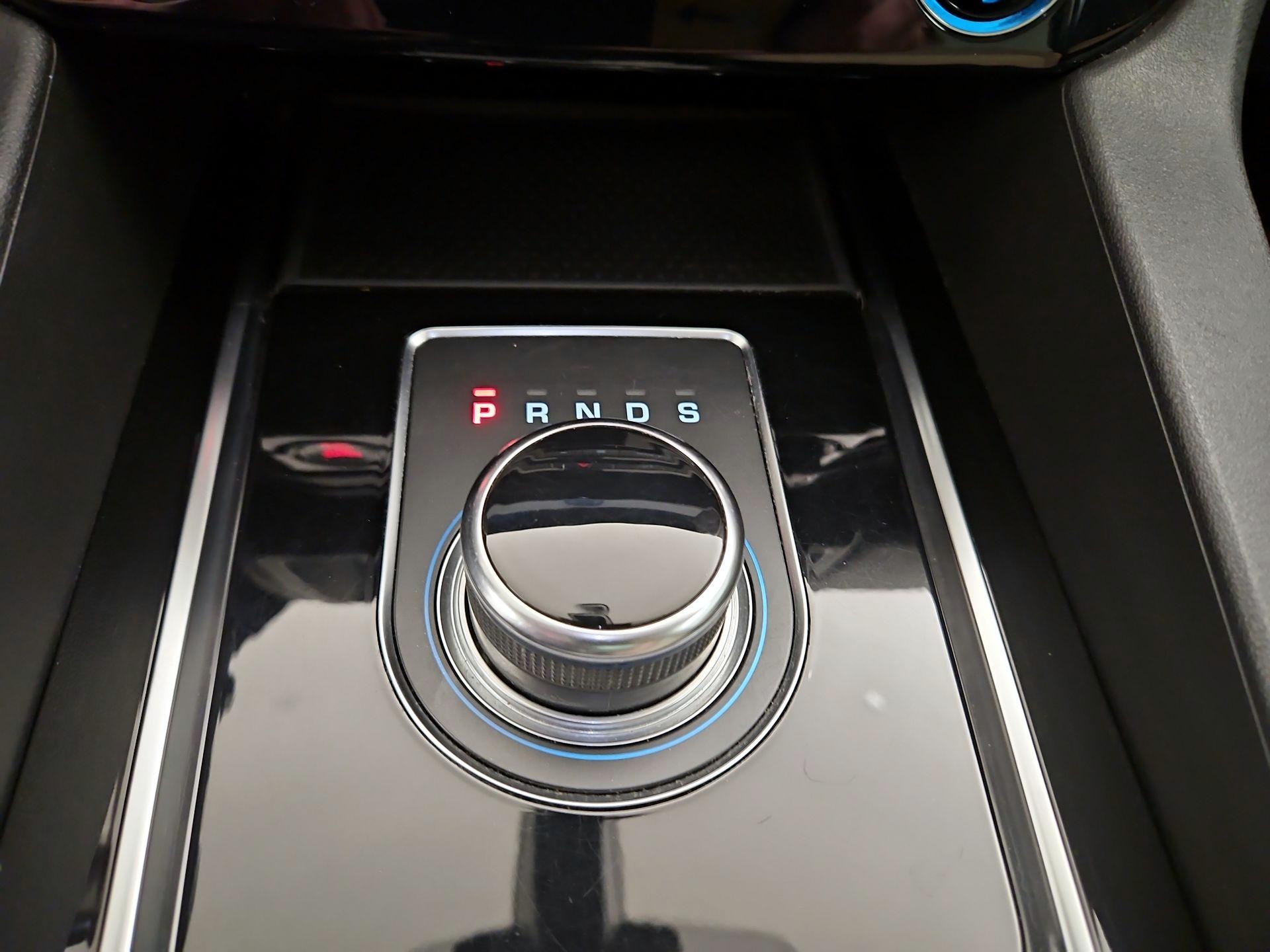 Thumbnail: 2020 Jaguar F-Pace - 18