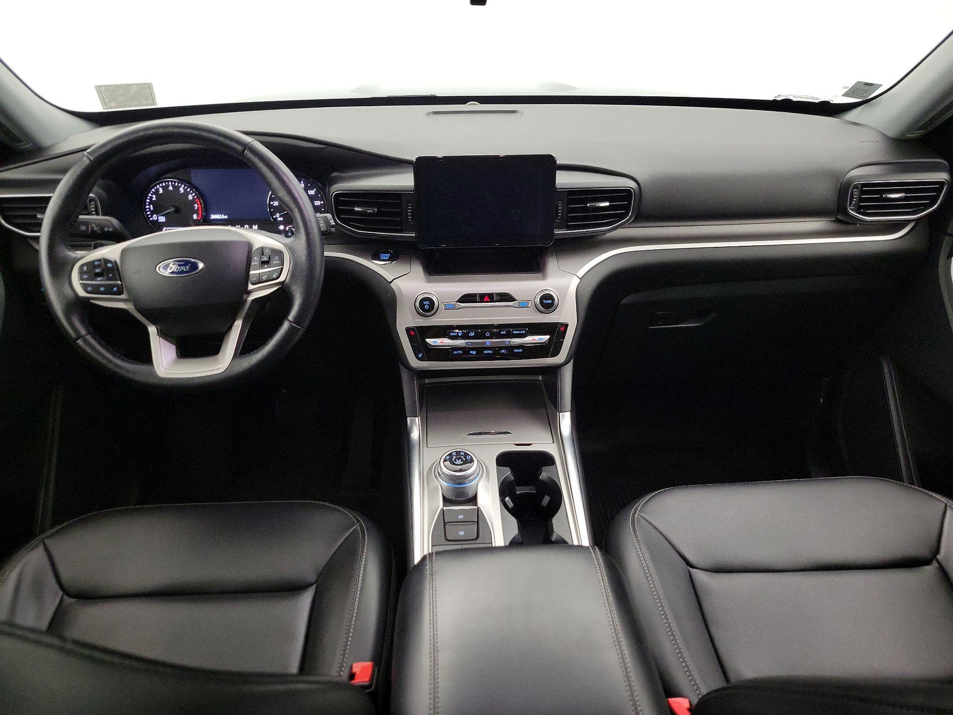 Thumbnail: 2021 Ford Explorer - 9