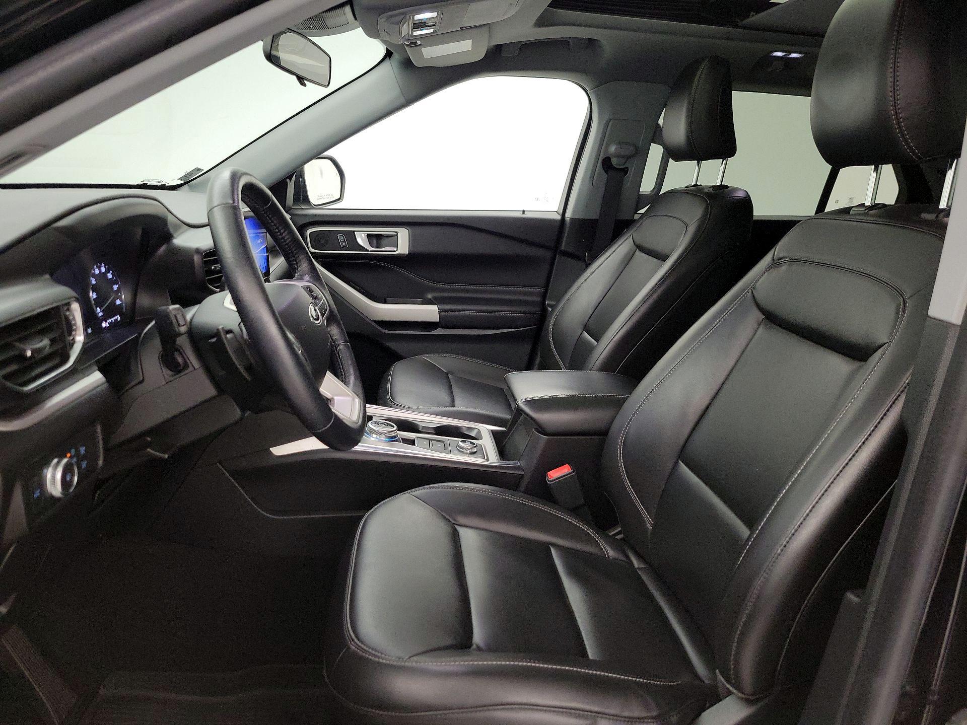 Thumbnail: 2021 Ford Explorer - 11