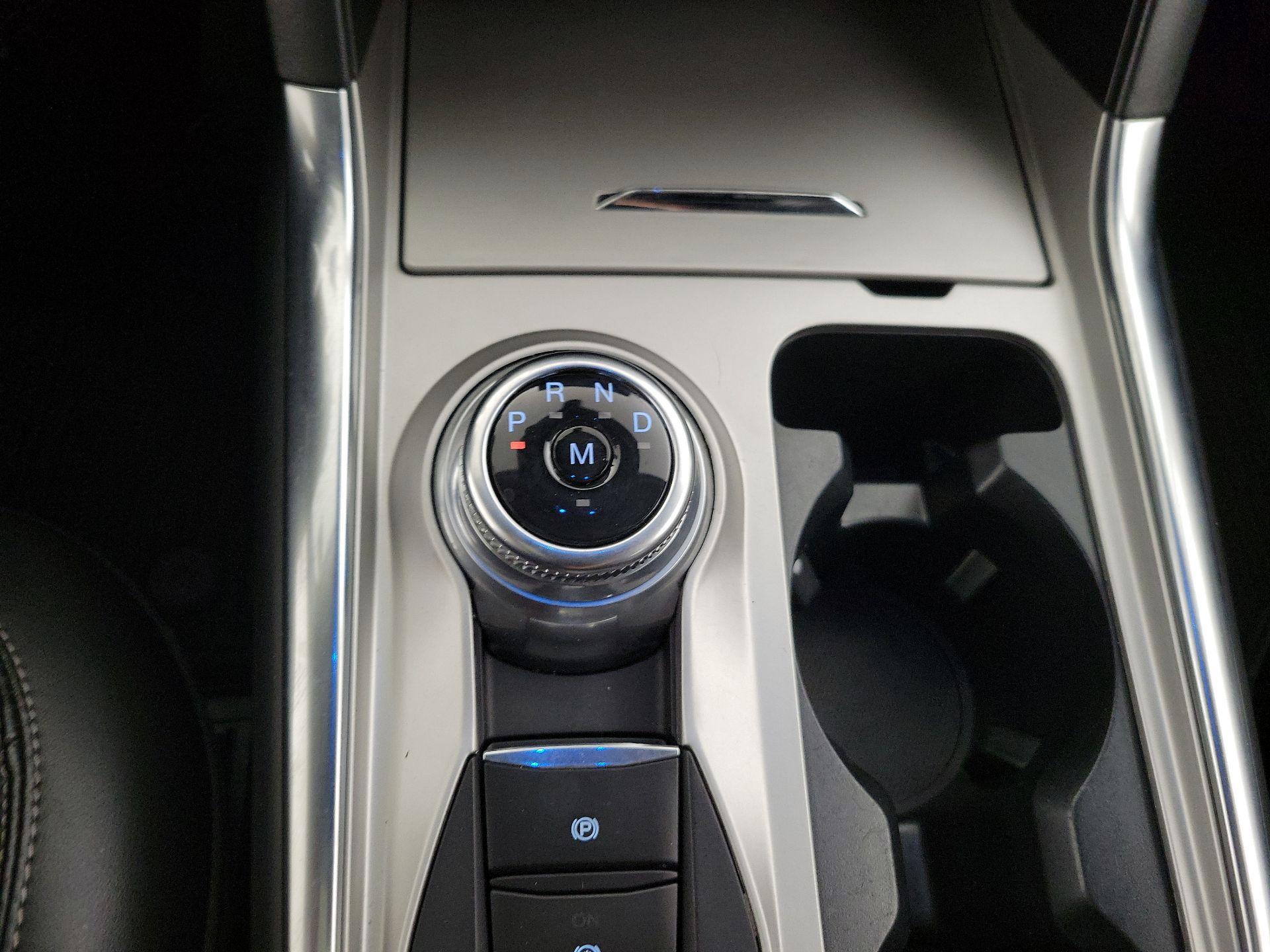 Thumbnail: 2021 Ford Explorer - 18