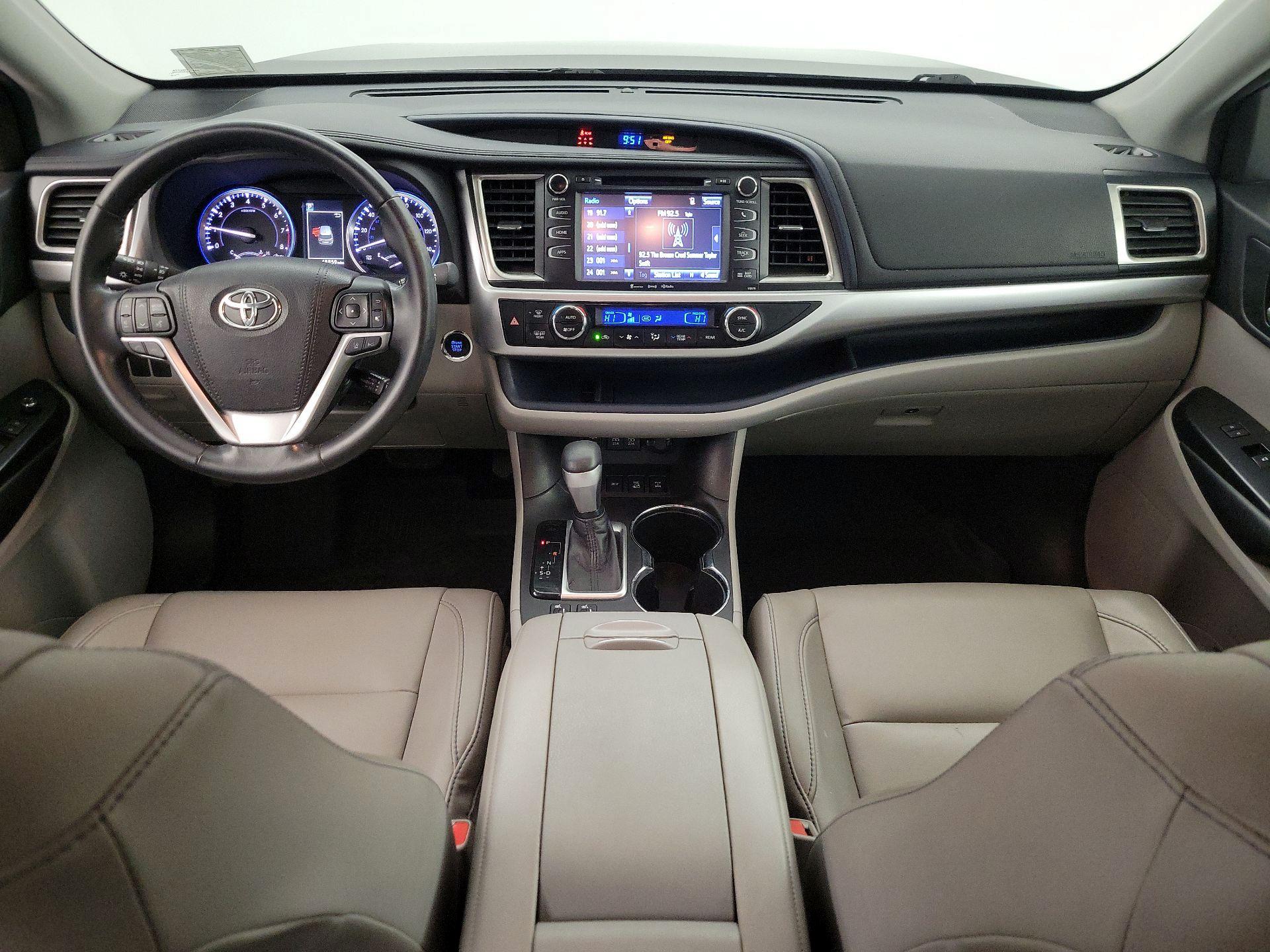 Thumbnail: 2018 Toyota Highlander - 9