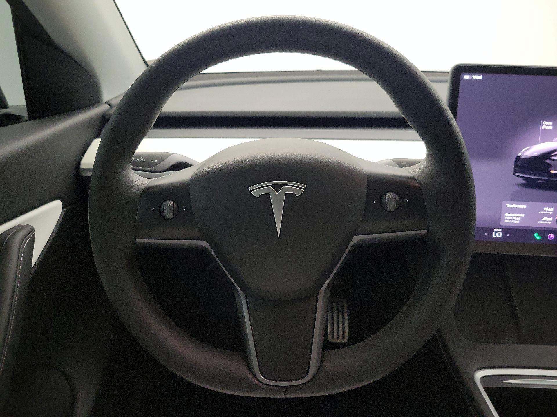 Thumbnail: 2022 Tesla Model Y - 10