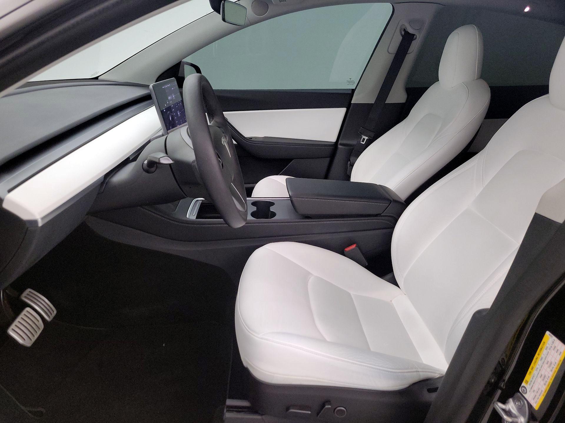 Thumbnail: 2022 Tesla Model Y - 11