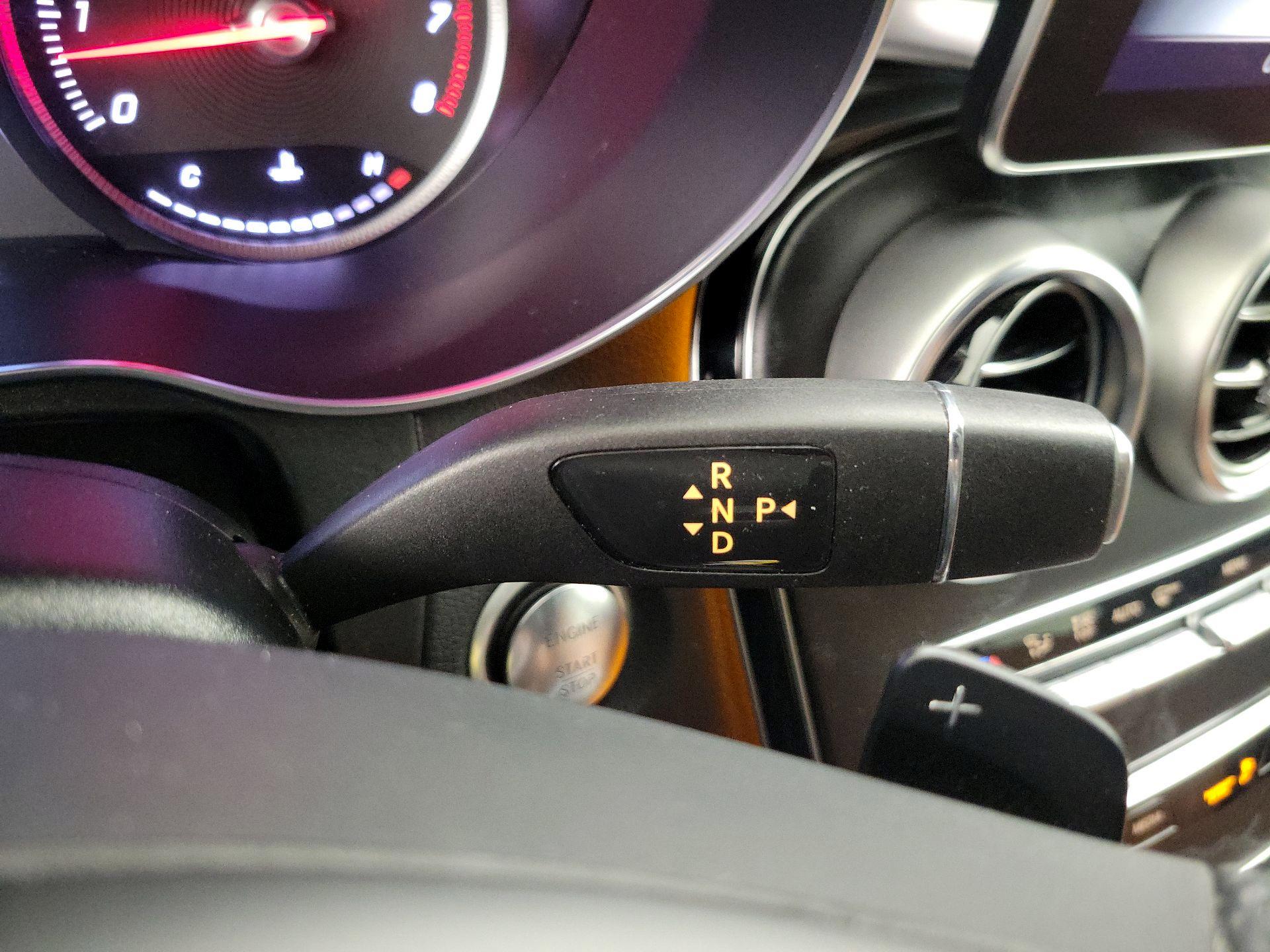 Thumbnail: 2018 Mercedes-Benz GLC - 17