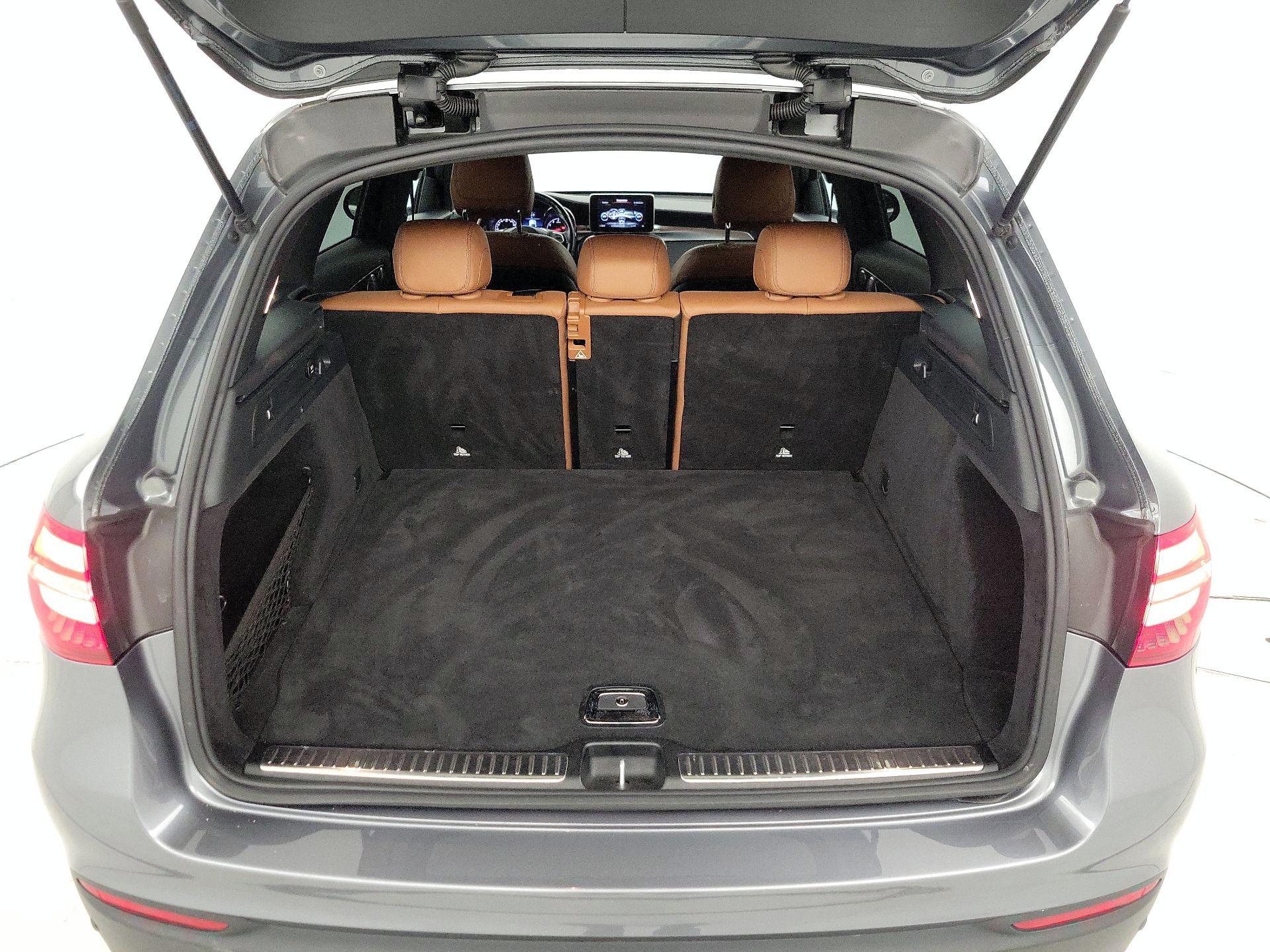 Thumbnail: 2018 Mercedes-Benz GLC - 20