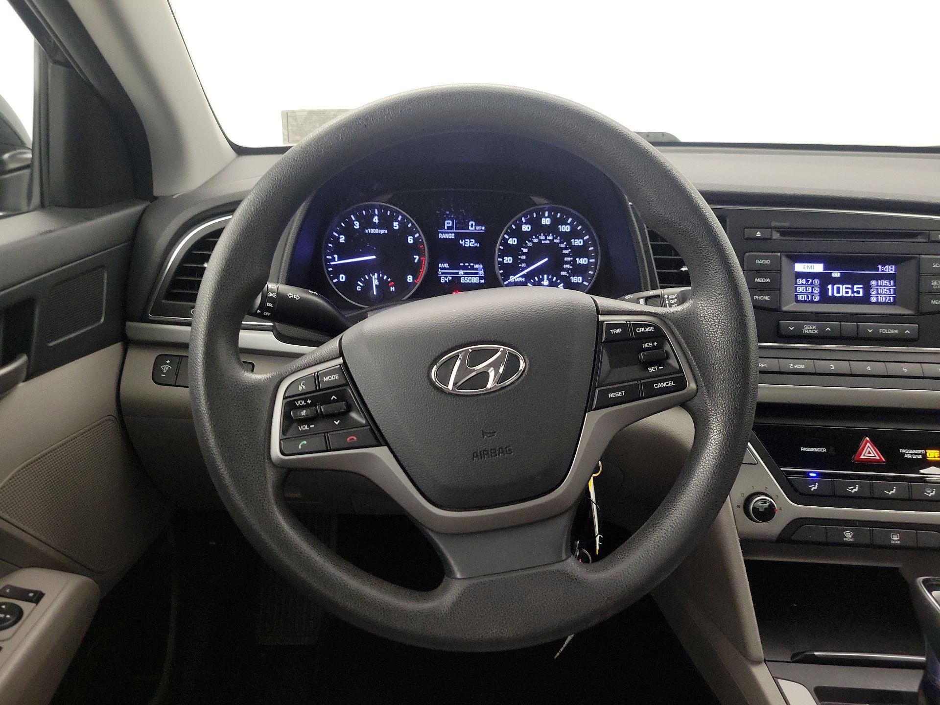 Thumbnail: 2018 Hyundai Elantra - 10
