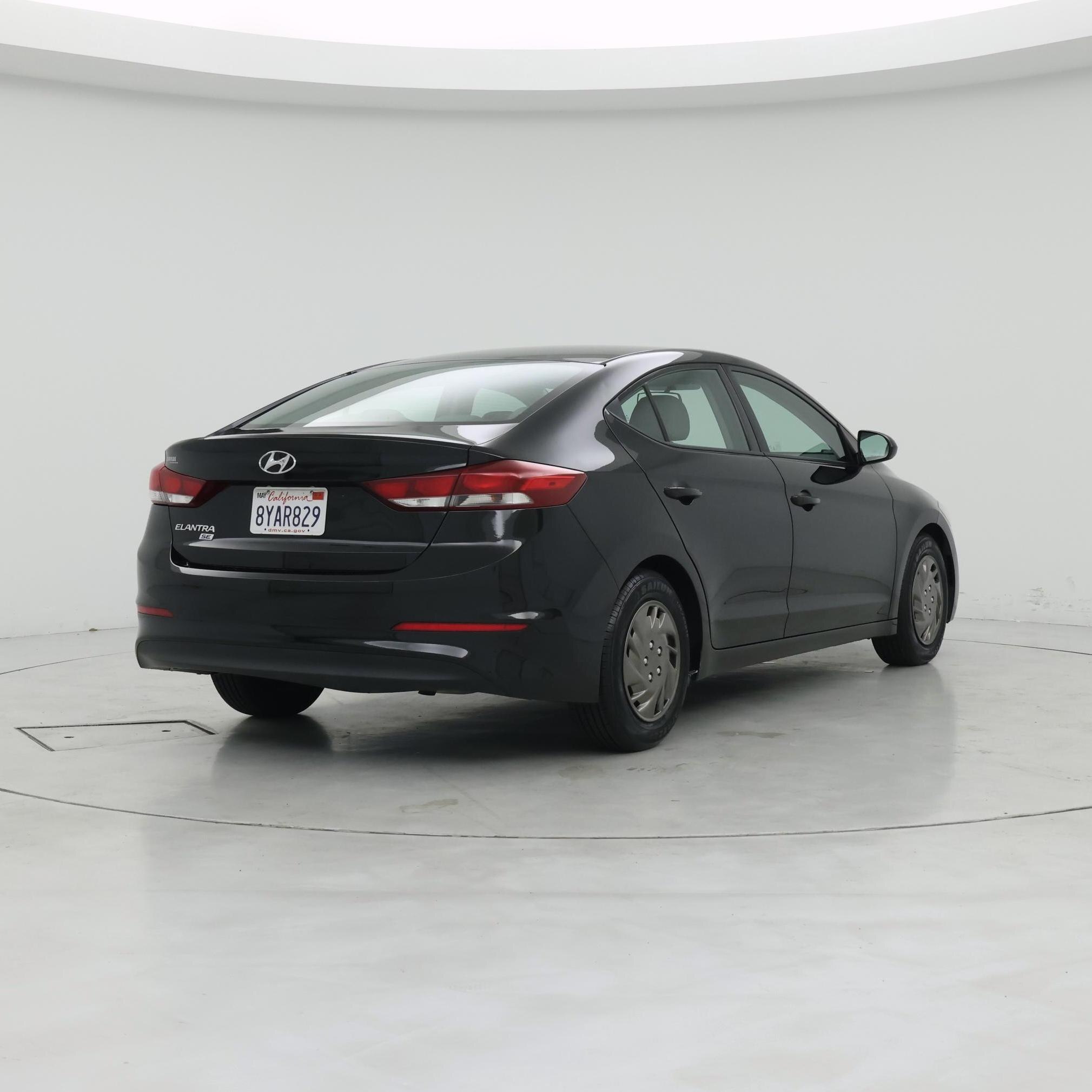 Thumbnail: 2018 Hyundai Elantra - 8